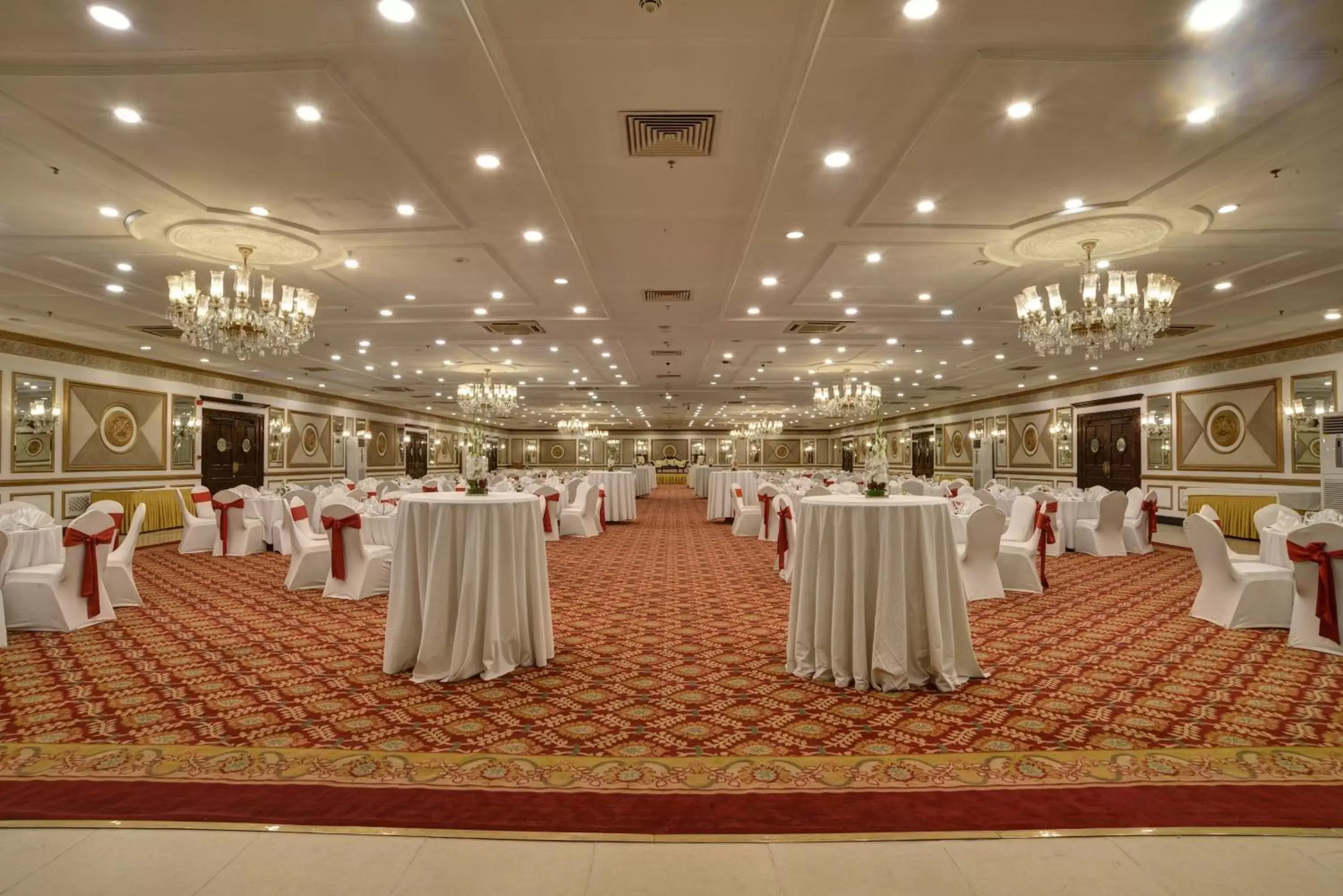 Banquet/Function facilities, Banquet Facilities in Pearl Continental Hotel, Rawalpindi