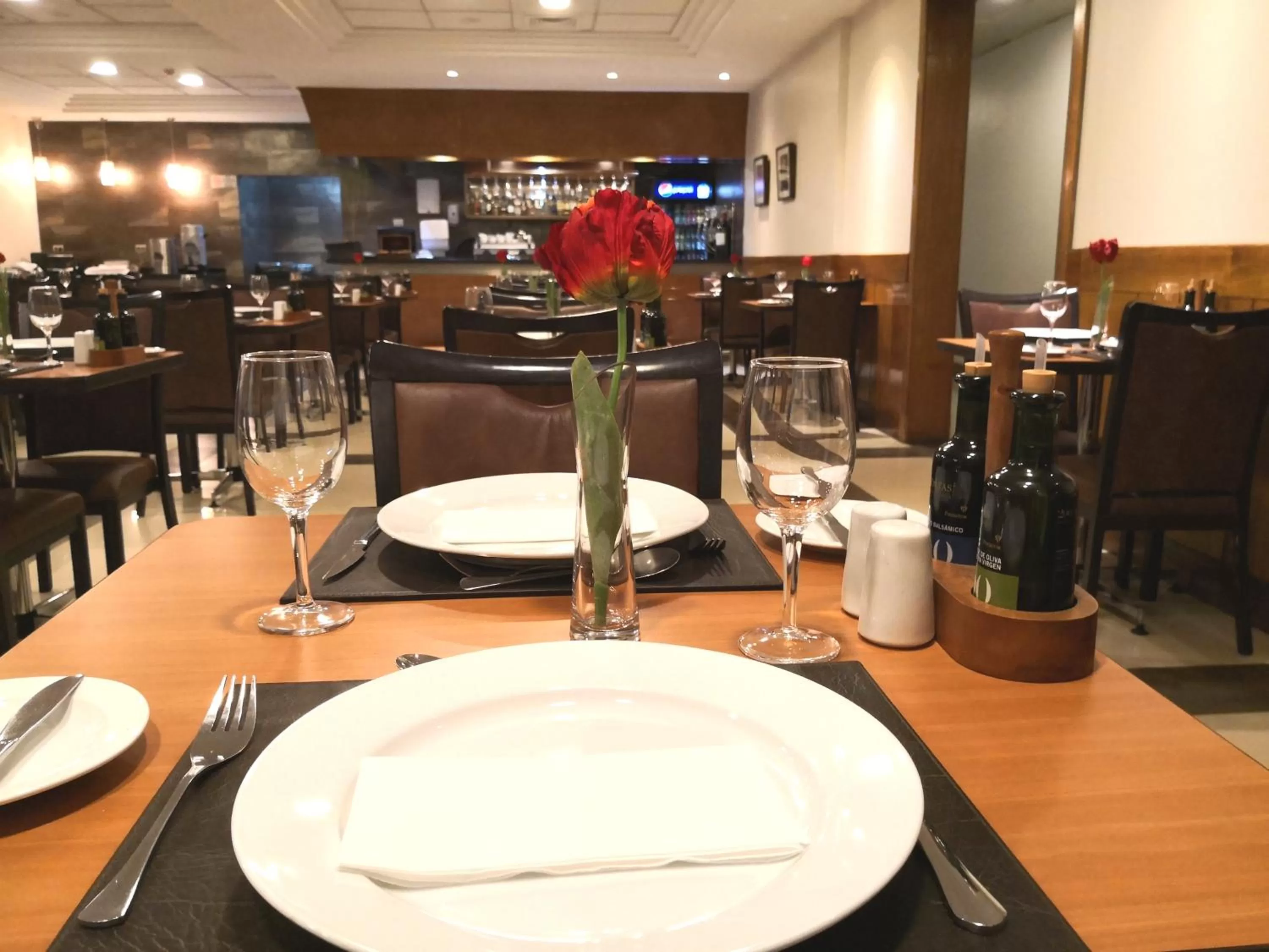 Restaurant/places to eat in Hotel Diego De Almagro Rancagua