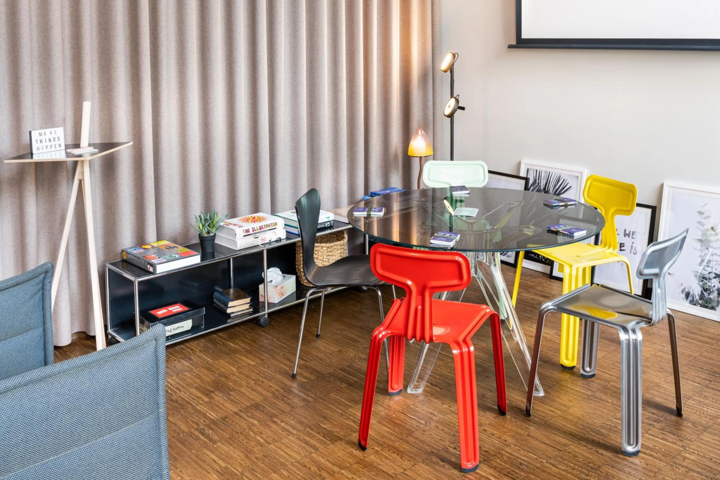 Business facilities in MOSAIC HOUSE Design Hotel