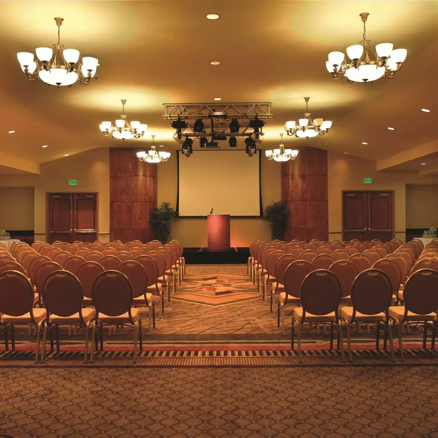 Meeting/conference room in DoubleTree by Hilton Claremont