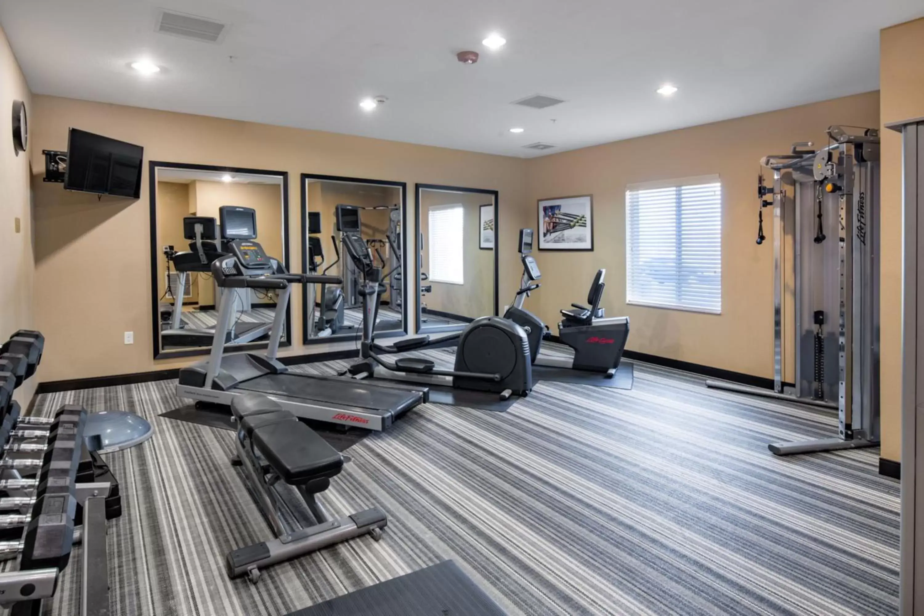 Fitness centre/facilities, Fitness Center/Facilities in Candlewood Suites Enid, an IHG Hotel