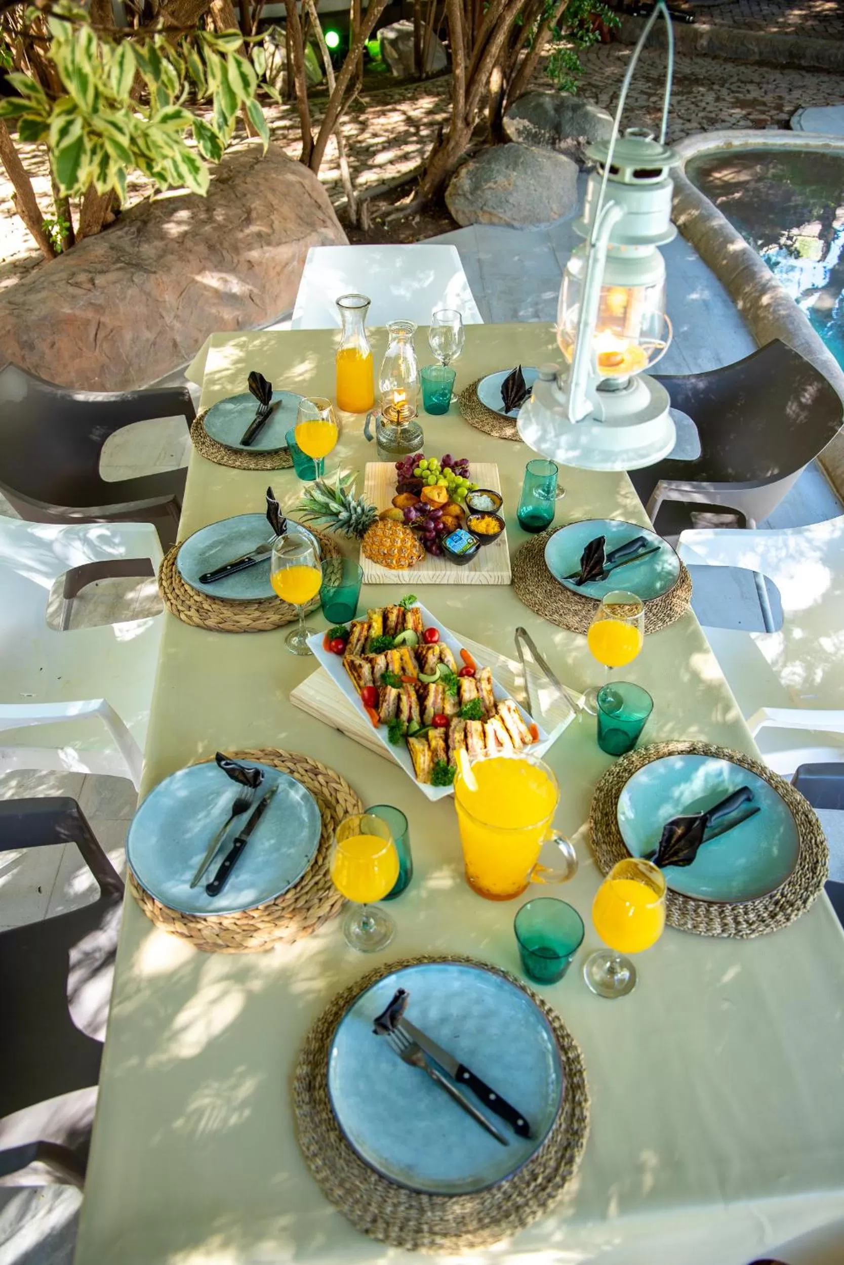 Food and drinks in Out of Africa Town Lodge