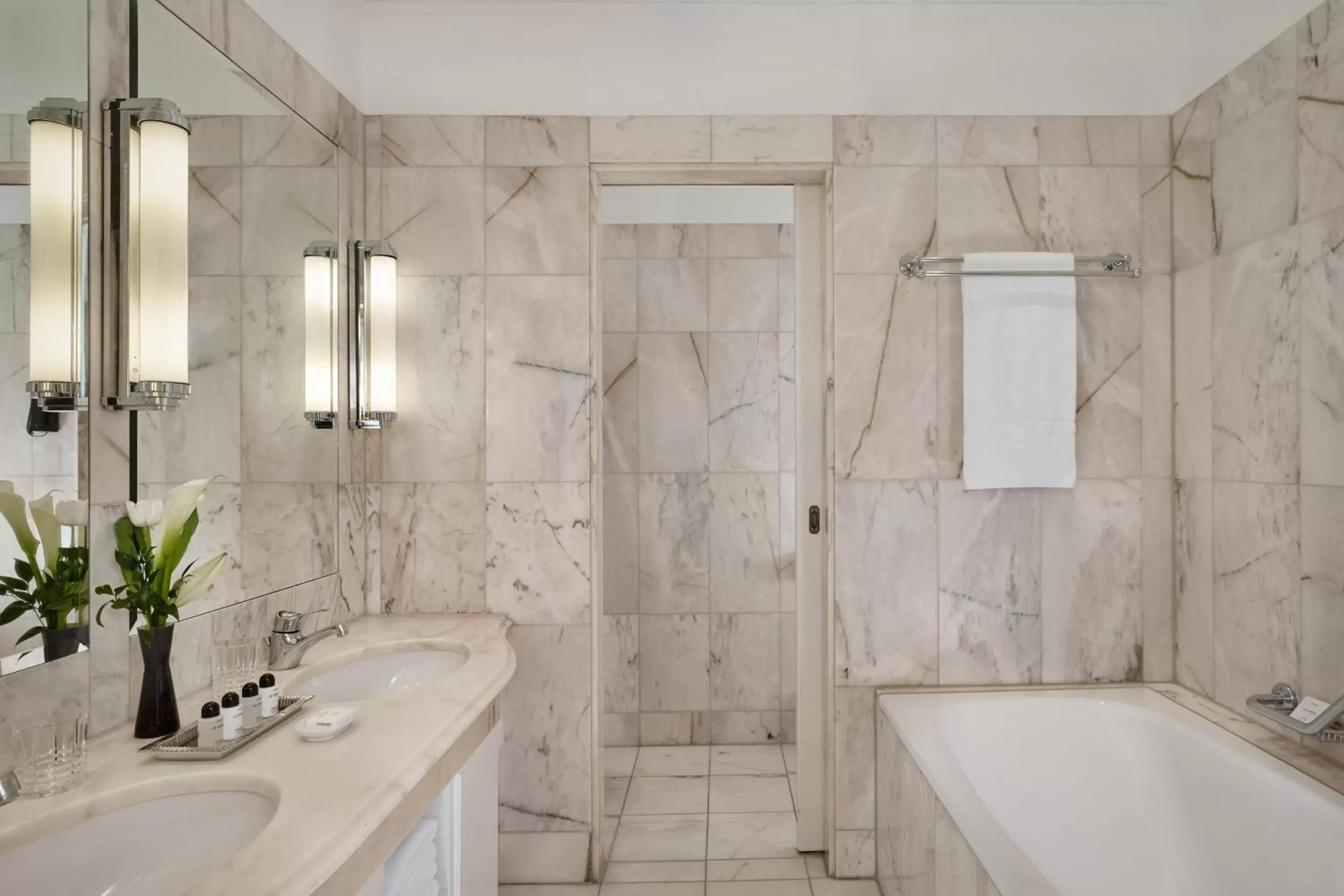 Bathroom in Hotel Imperial, a Luxury Collection Hotel, Vienna