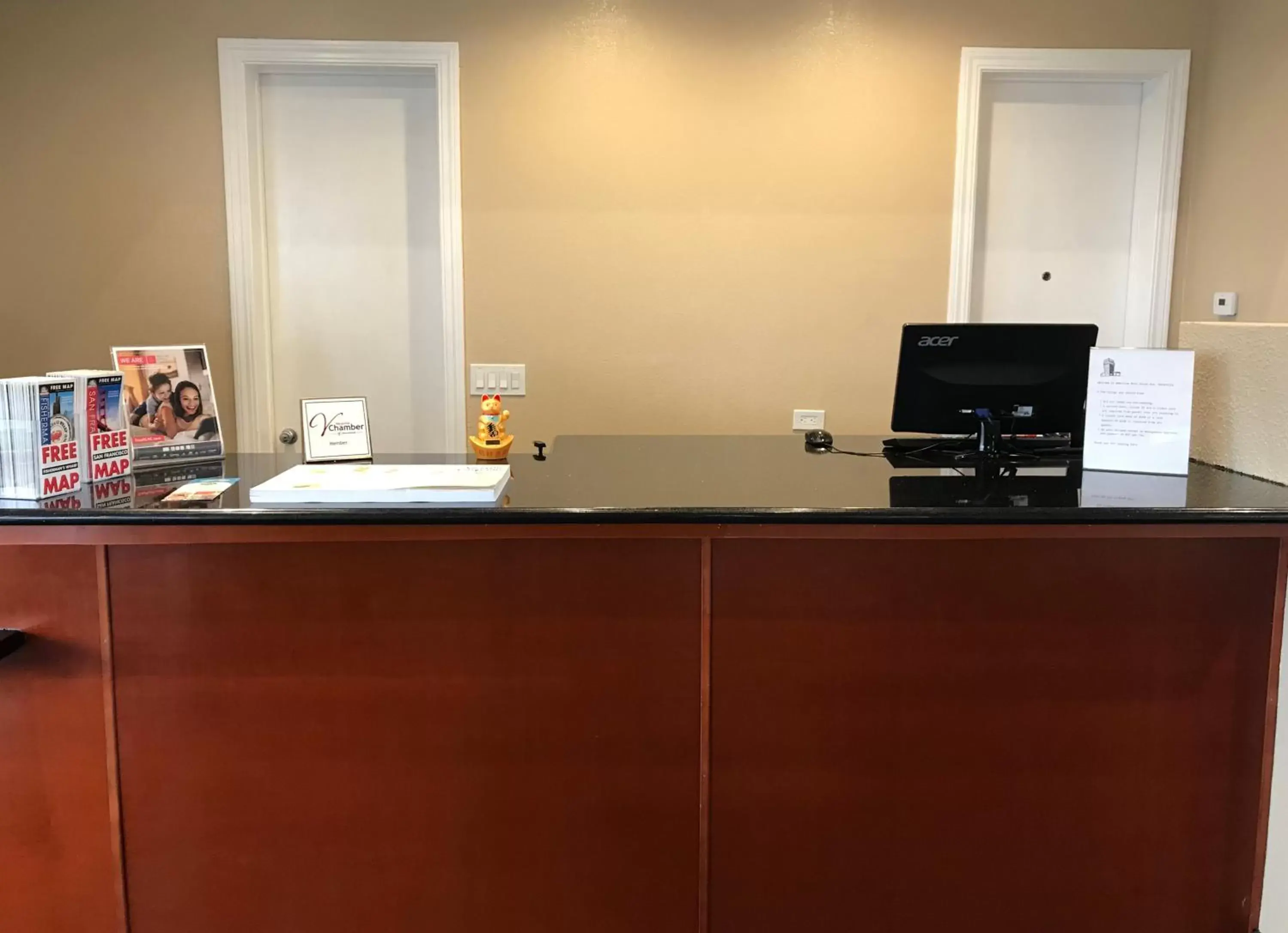 Lobby or reception, Lobby/Reception in Americas Best Value Inn Vacaville