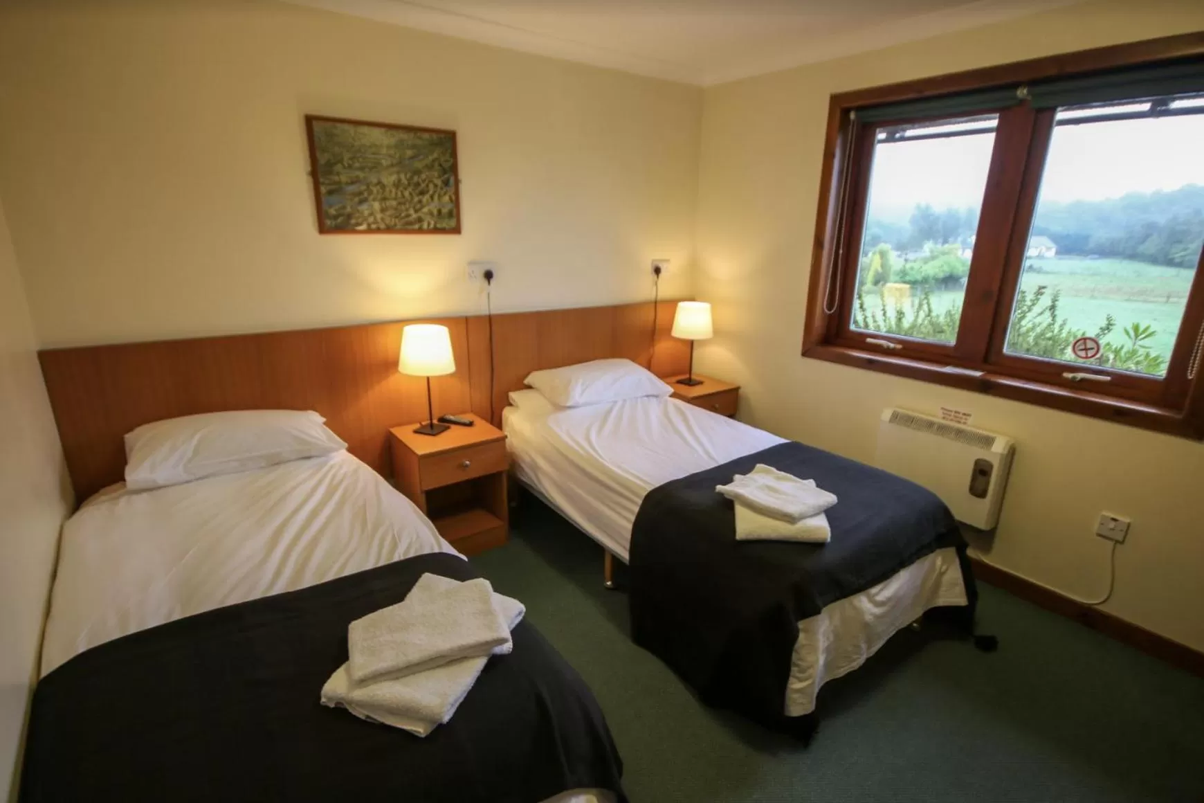 Bedroom, Bed in Roam West