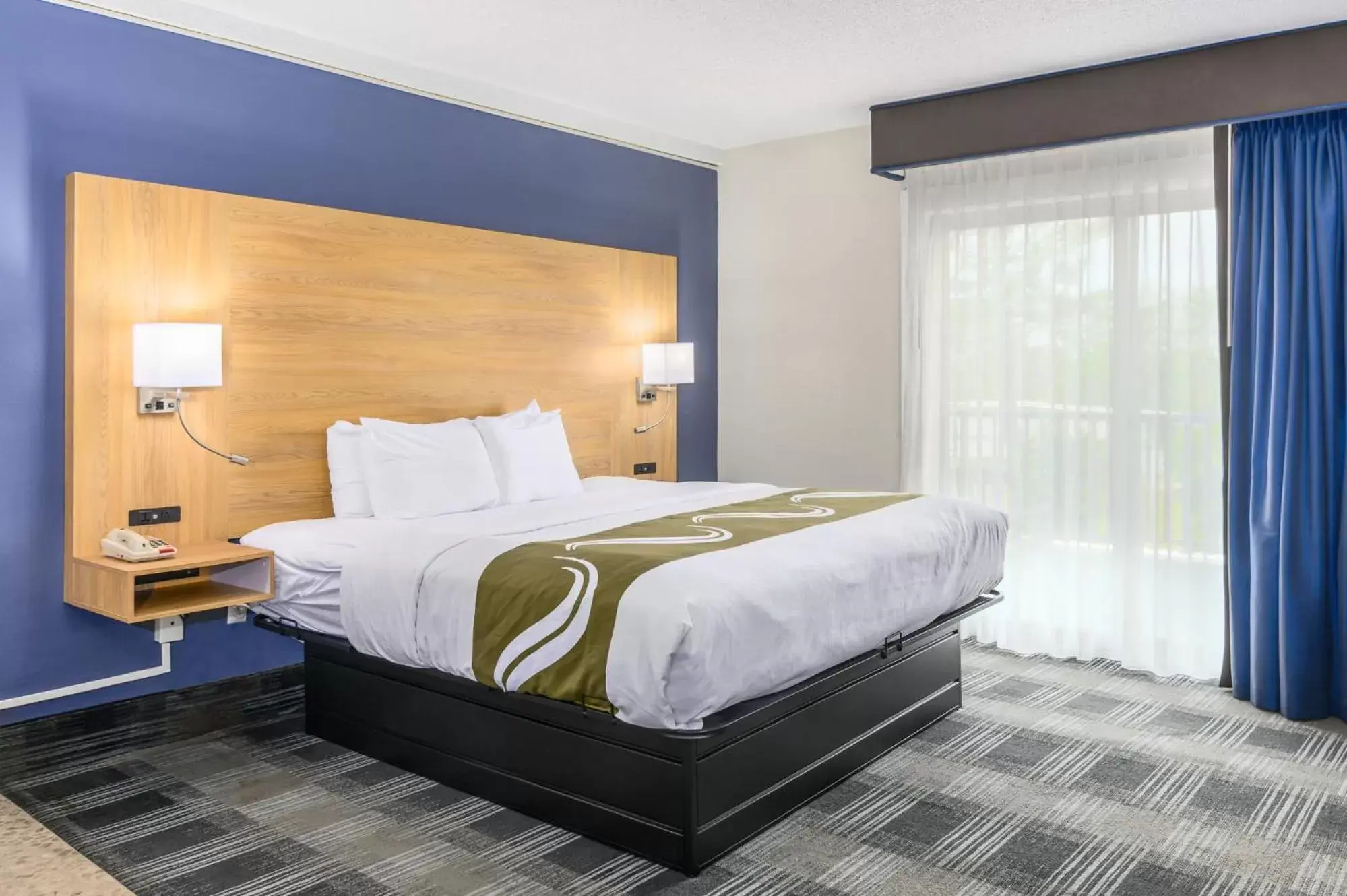 Photo of the whole room, Bed in Quality Inn Photo of the whole room, Bed in Quality Inn