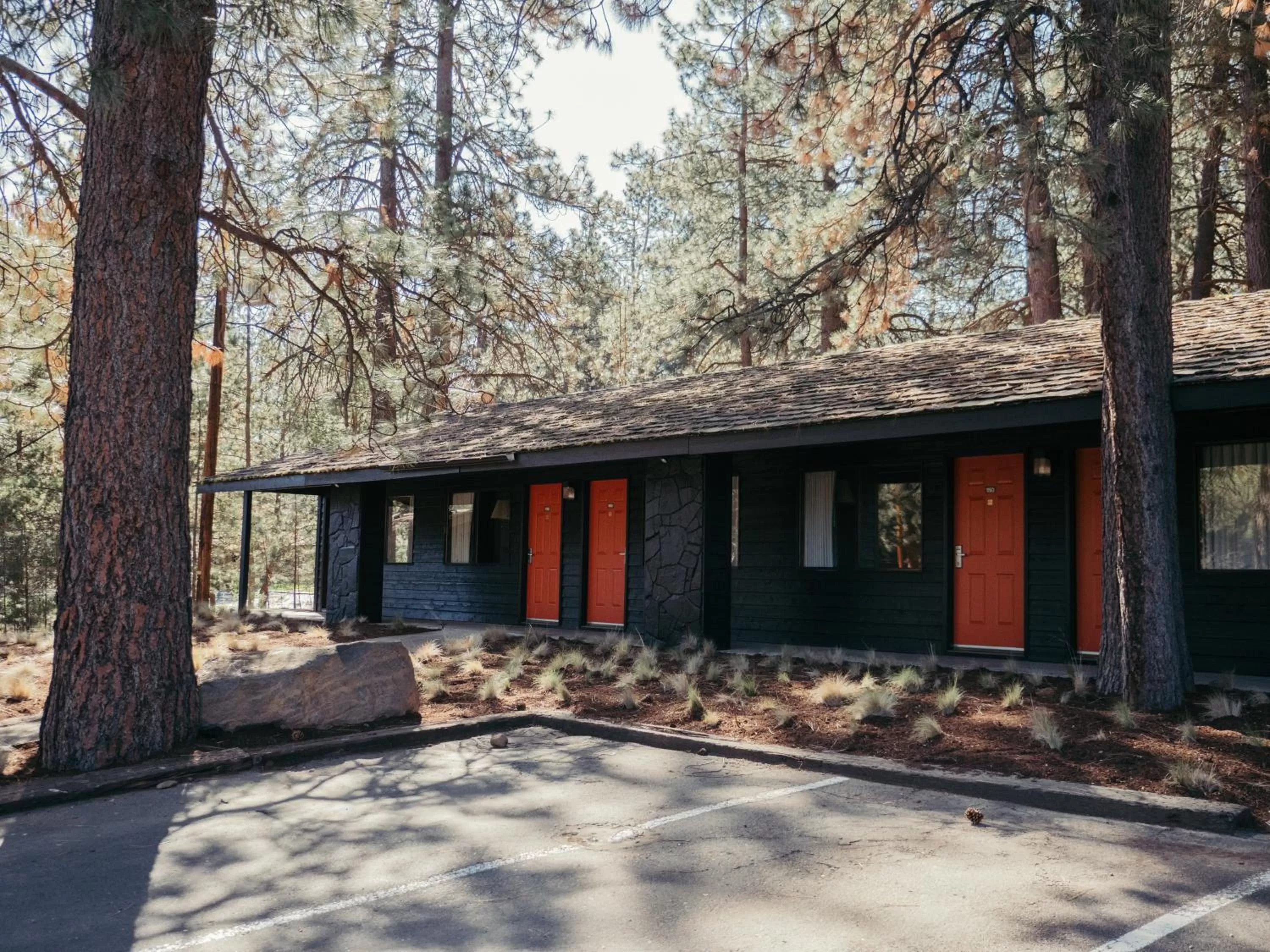 Property building in LOGE Bend