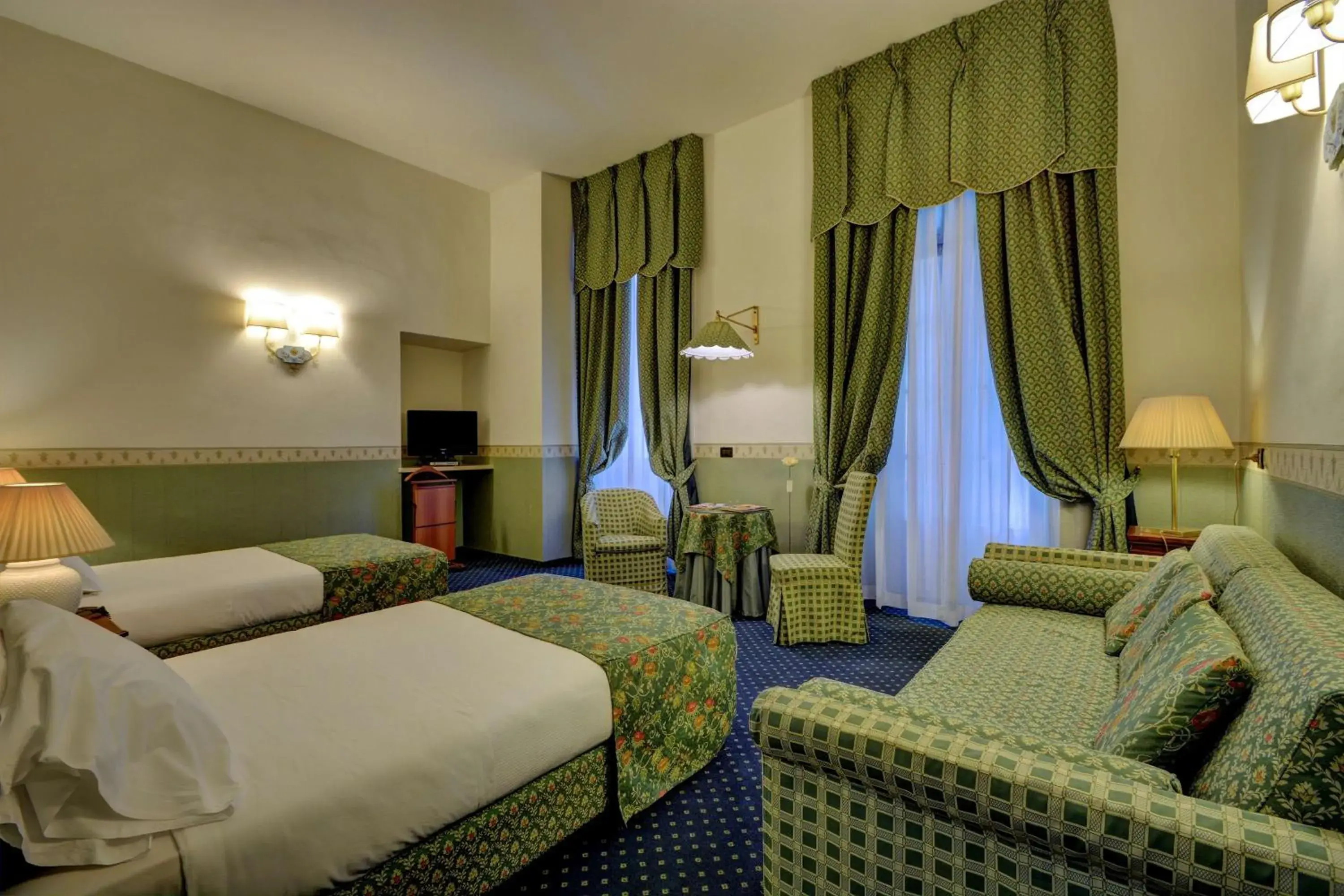 Triple Room in Best Western Hotel Genio Triple Room in Best Western Hotel Genio