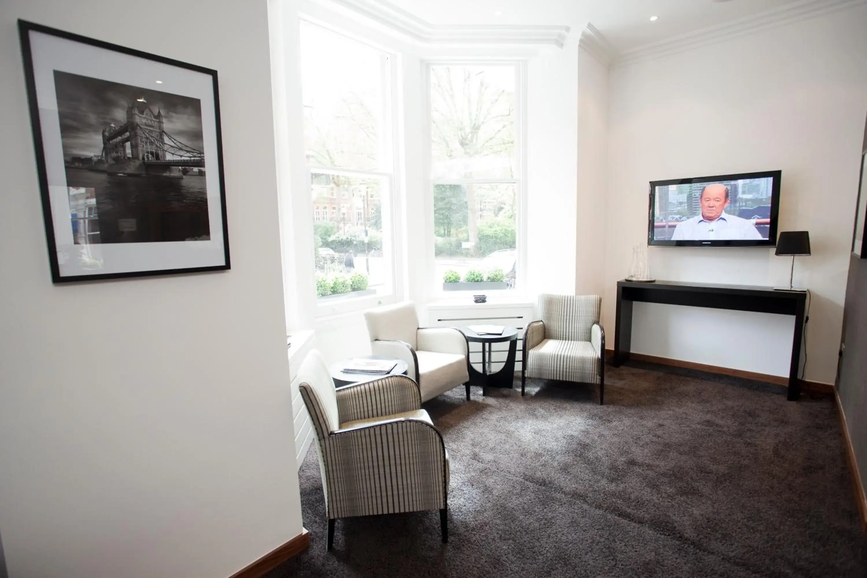 TV and multimedia, Seating Area in Presidential Apartments Kensington