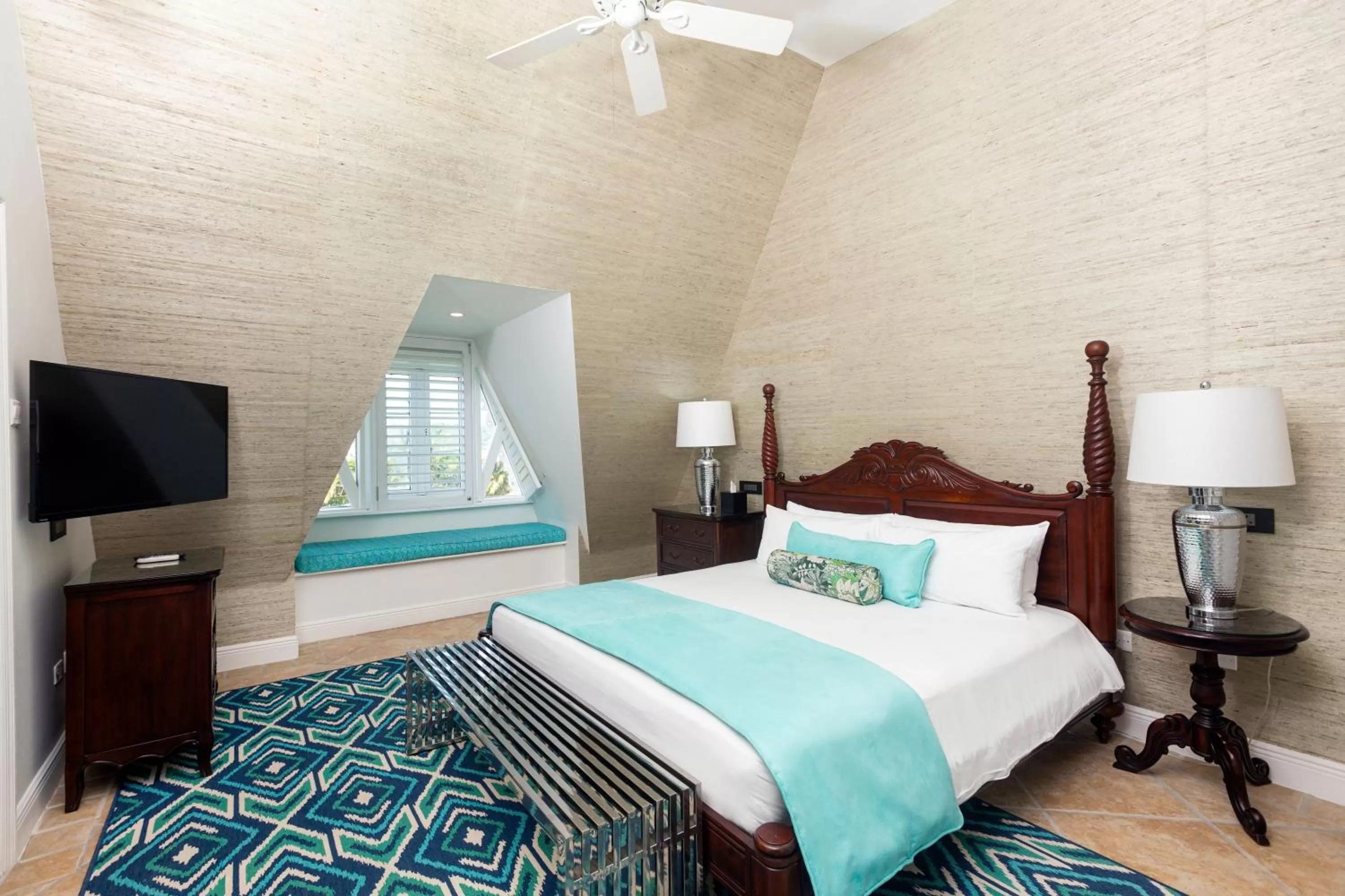 Bedroom, Bed in Coco Palm