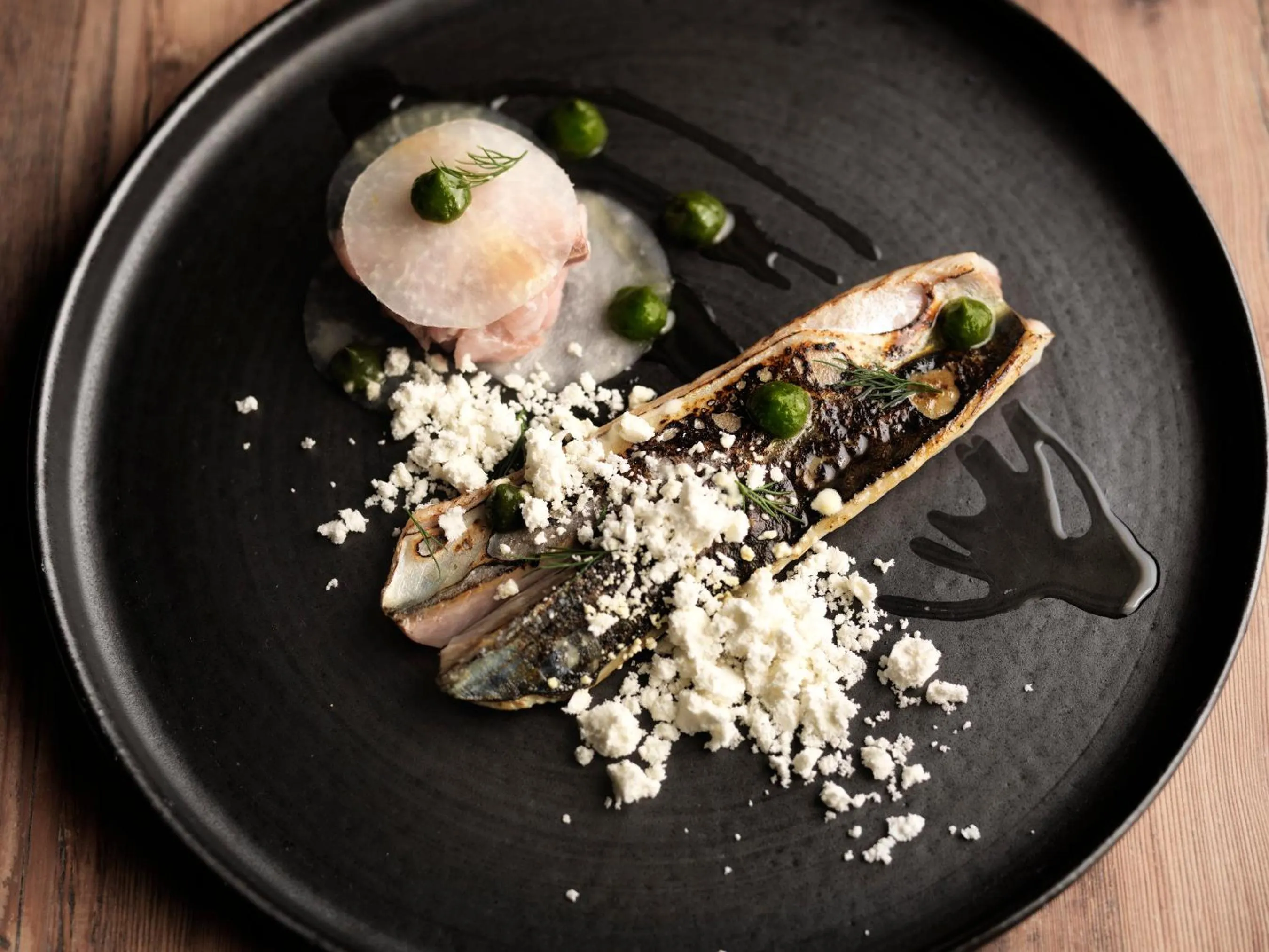 Food close-up in The Crown