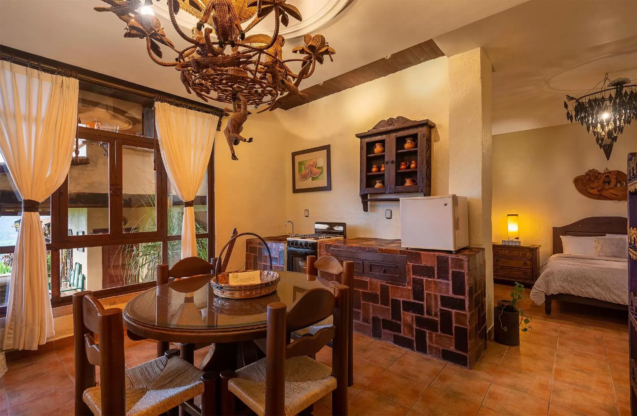 kitchen, Dining Area in Eco Hotel Ixhi