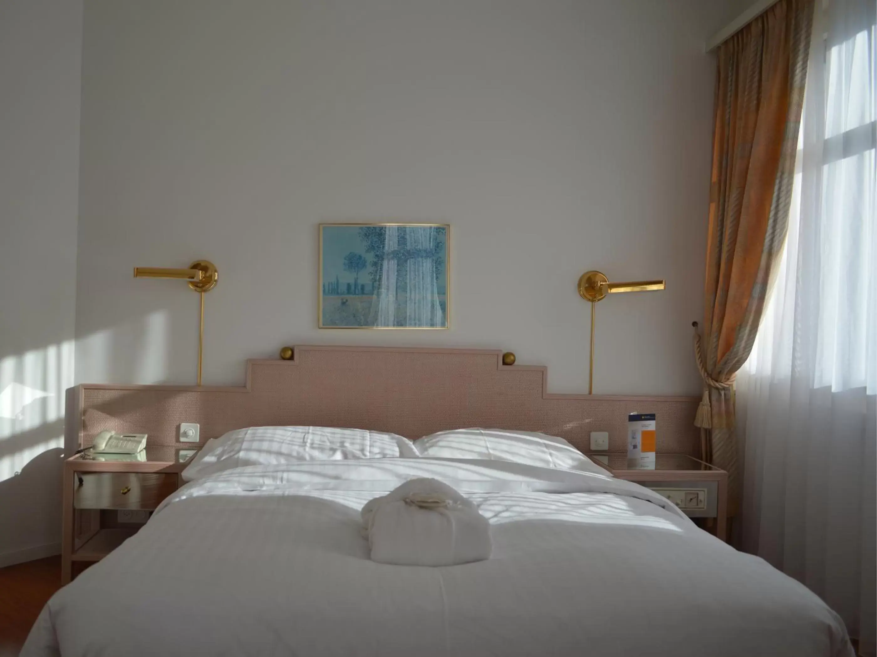 Bathroom, Bed in Villa Sassa Hotel, Residence & Spa - Ticino Hotels Group