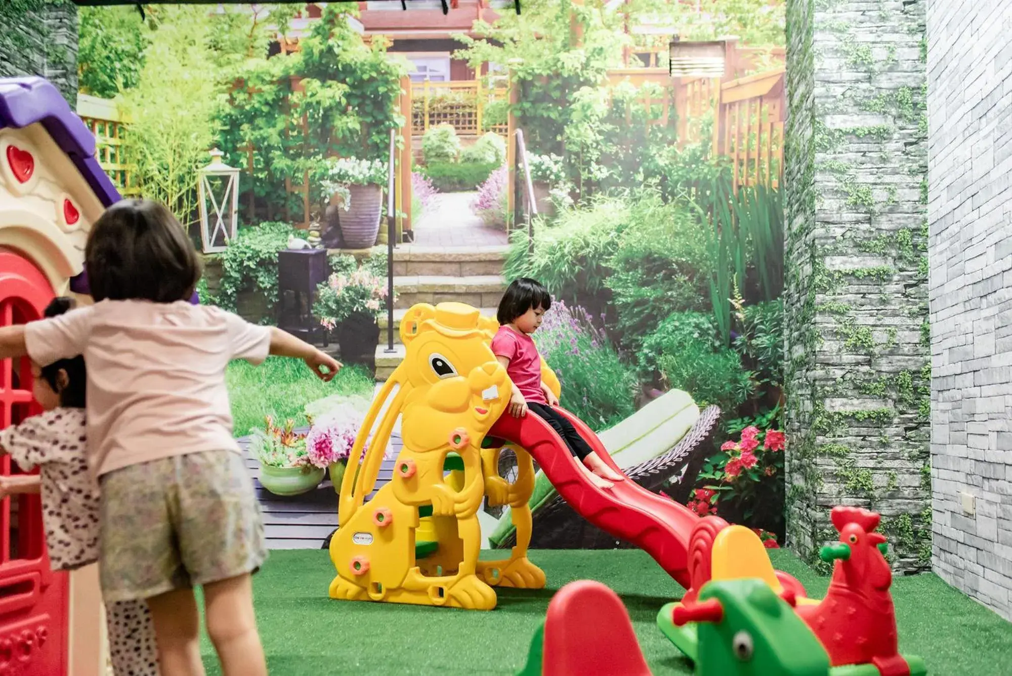 Children play ground, Children's Play Area in Grand Howard Hotel