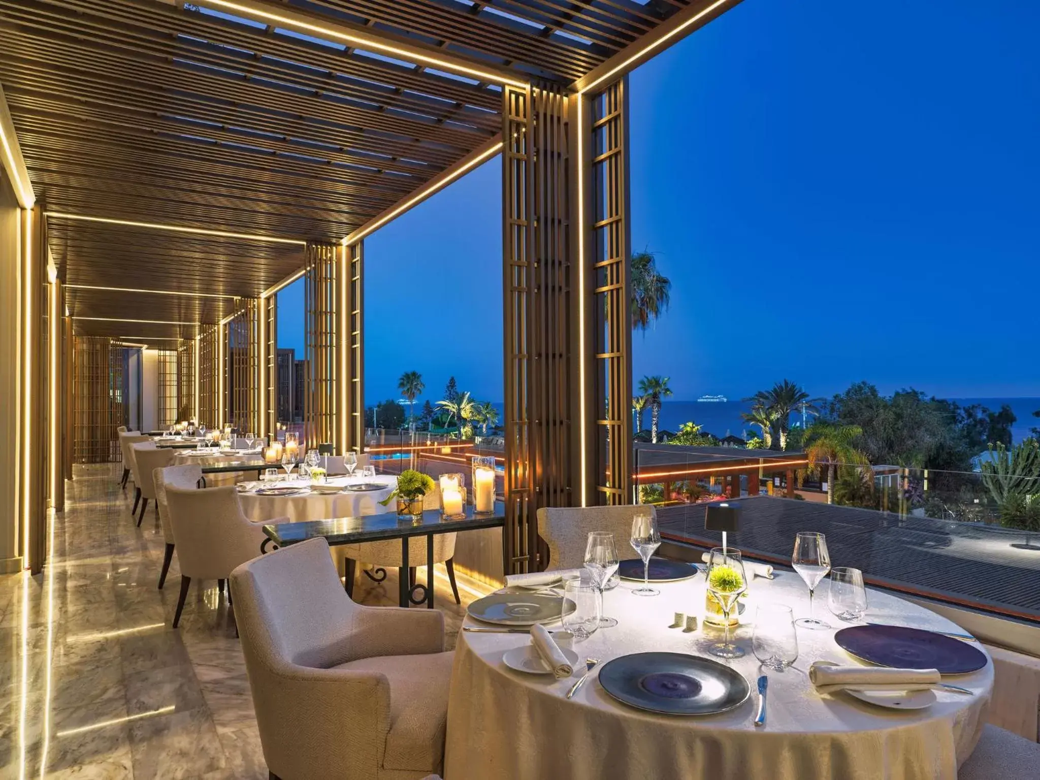 Restaurant/Places to Eat in Four Seasons Hotel