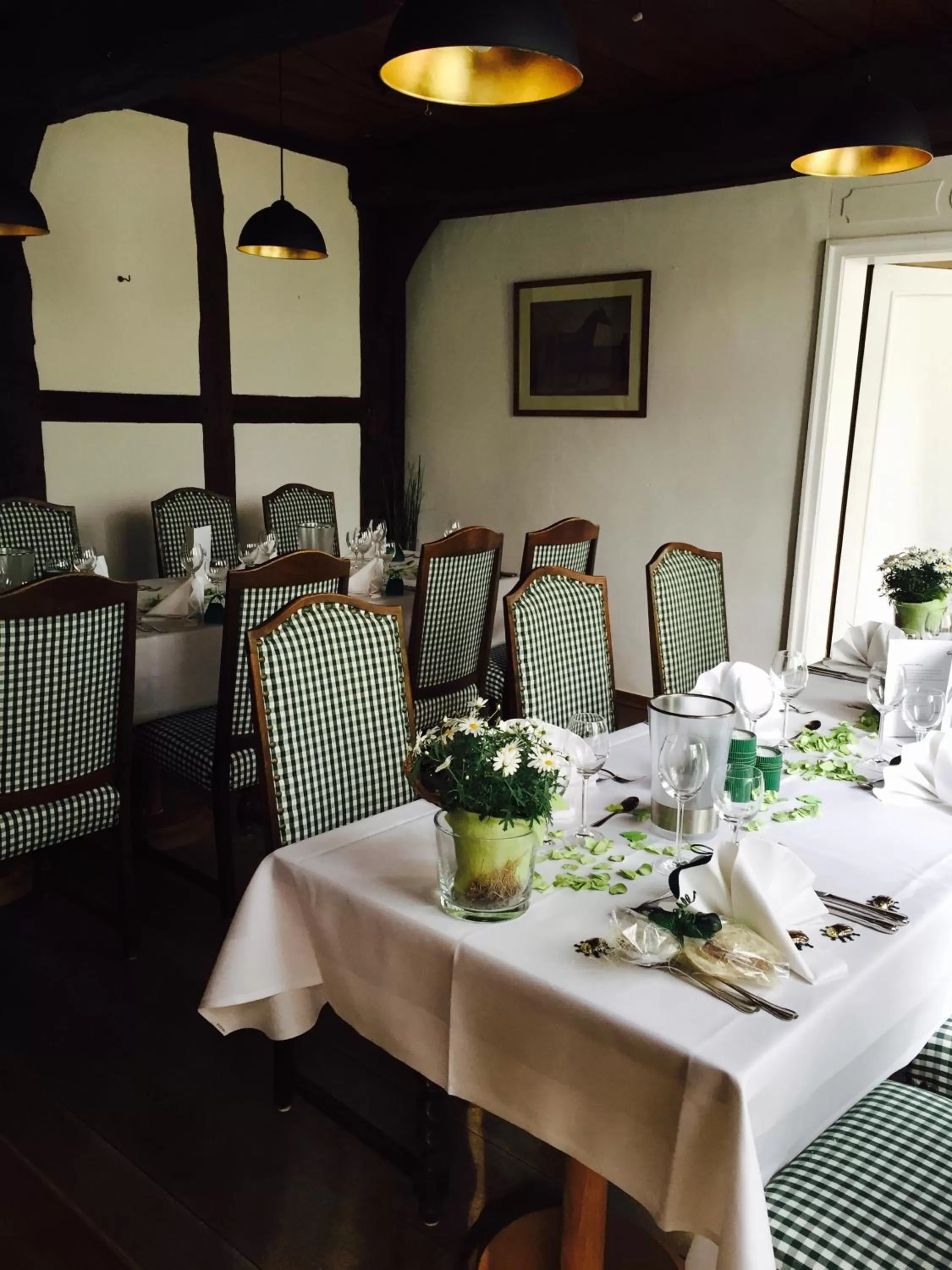 Restaurant/places to eat in Landhotel Gutshof im Oertzetal in Oldendorf, Südheide