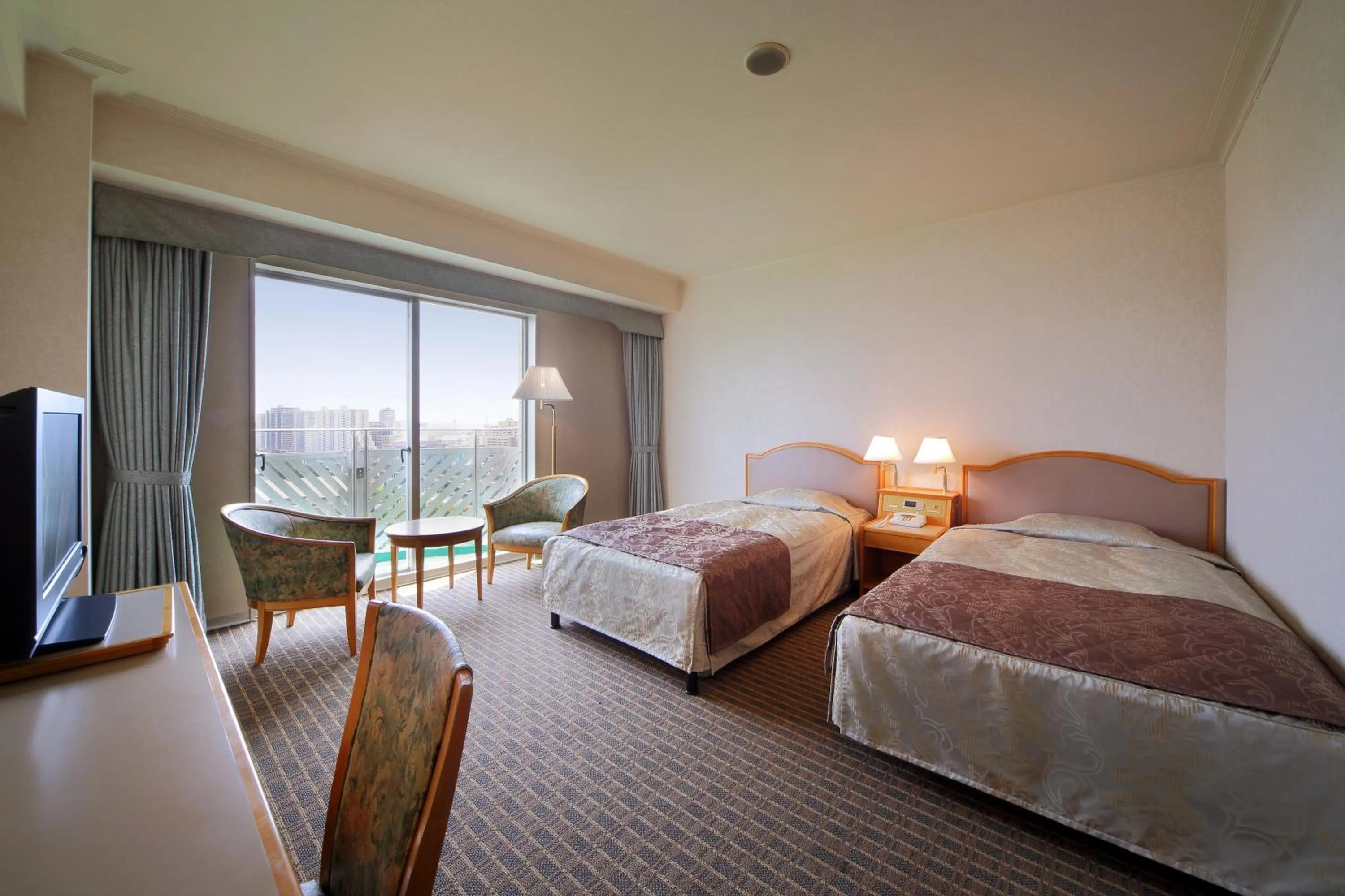 Photo of the whole room, Bed in Hotel Springs Makuhari