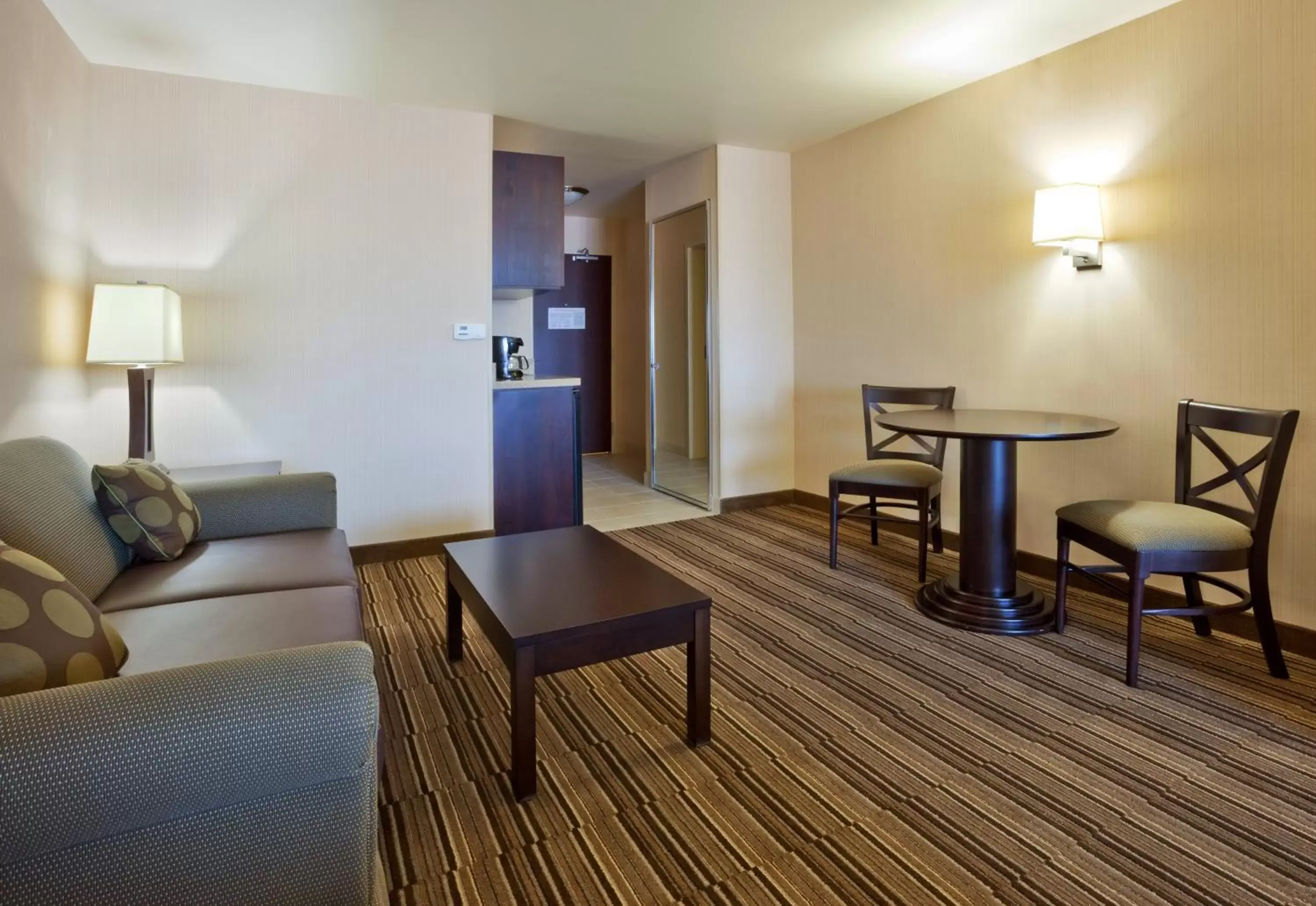 Photo of the whole room, Seating Area in Holiday Inn Express Hotel Twin Falls, an IHG Hotel