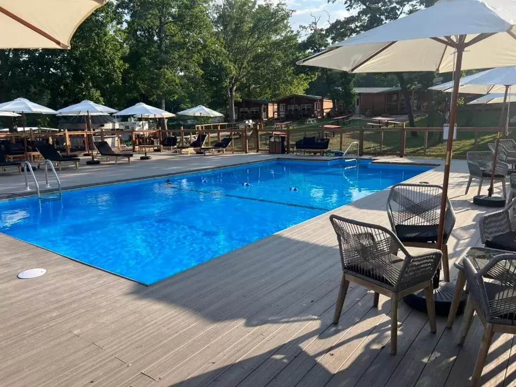 Swimming Pool in Buddy's Harbor