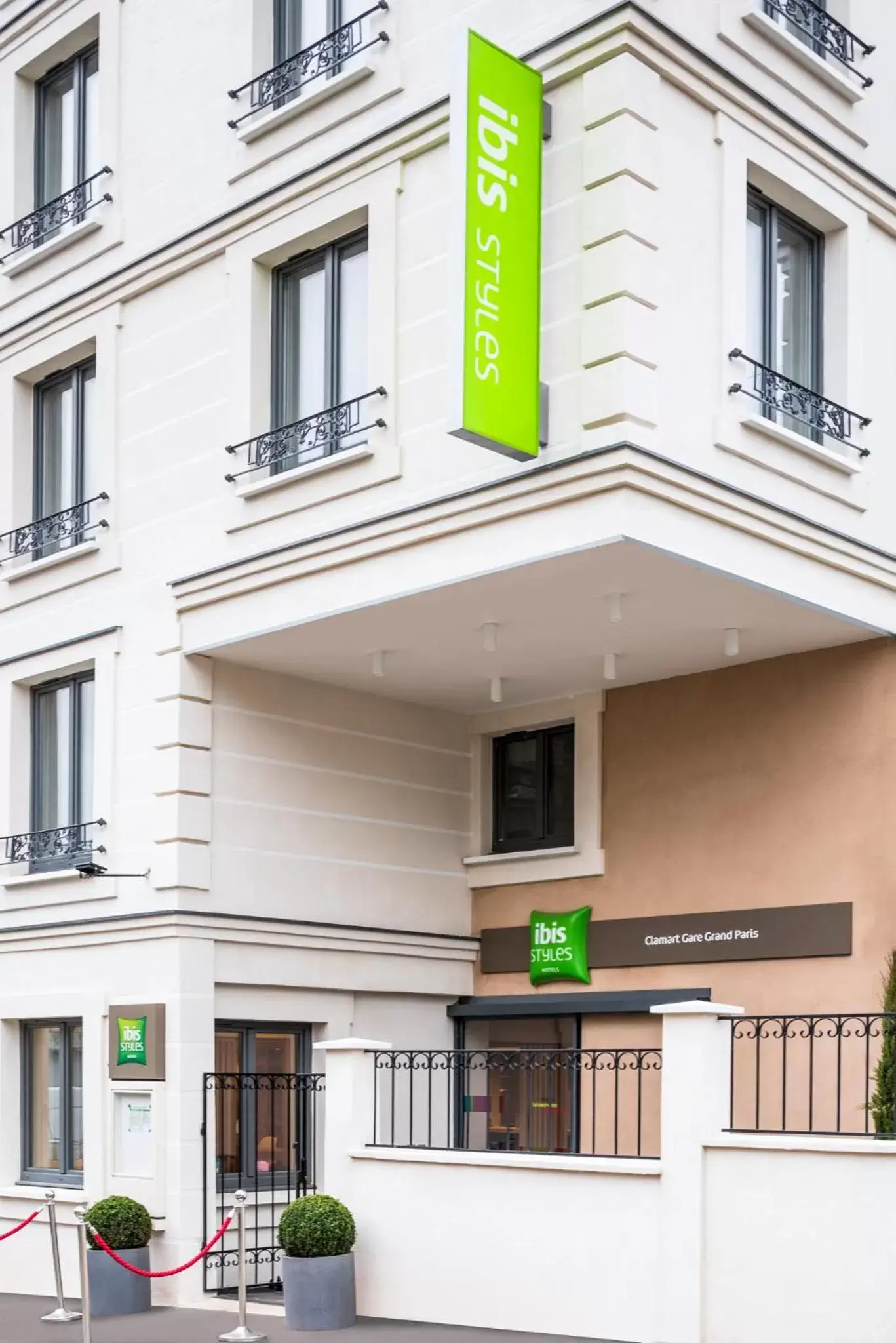 Property building in ibis Styles Clamart Gare Grand Paris Property building in ibis Styles Clamart Gare Grand Paris
