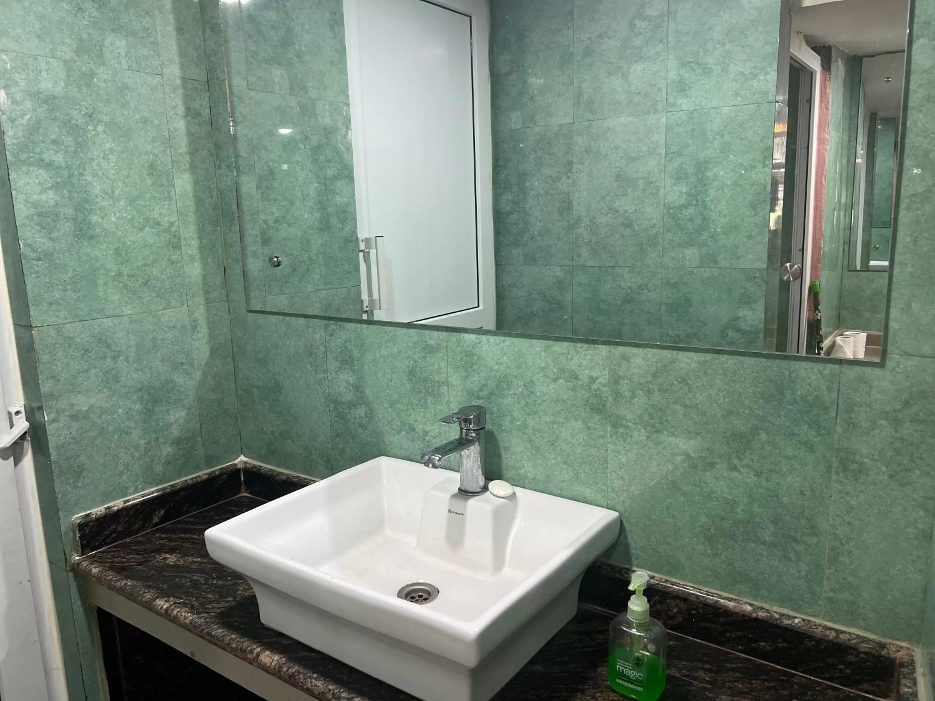 Bathroom in Hotel Murano