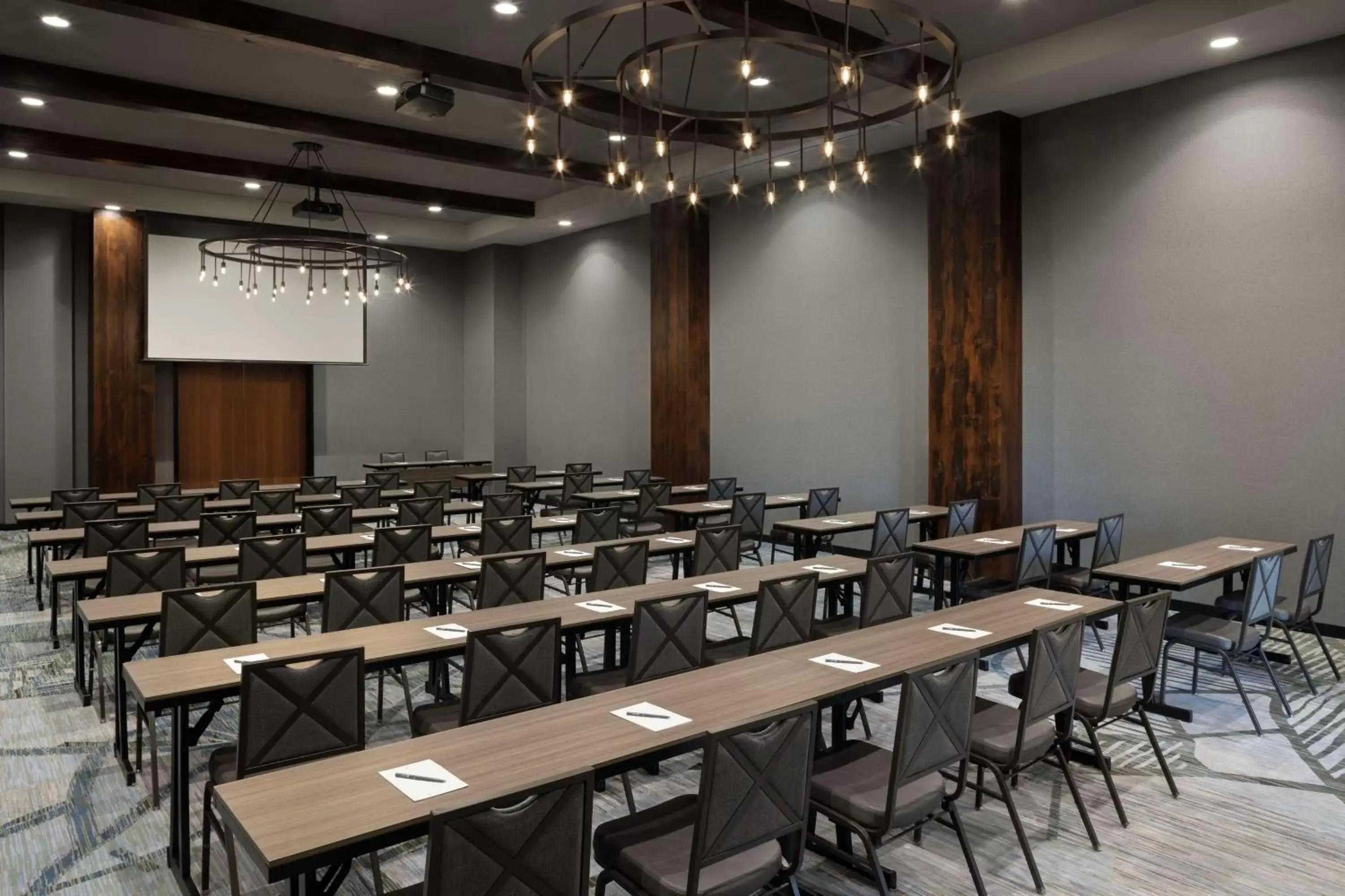 Meeting/conference room in Embassy Suites By Hilton Bowling Green