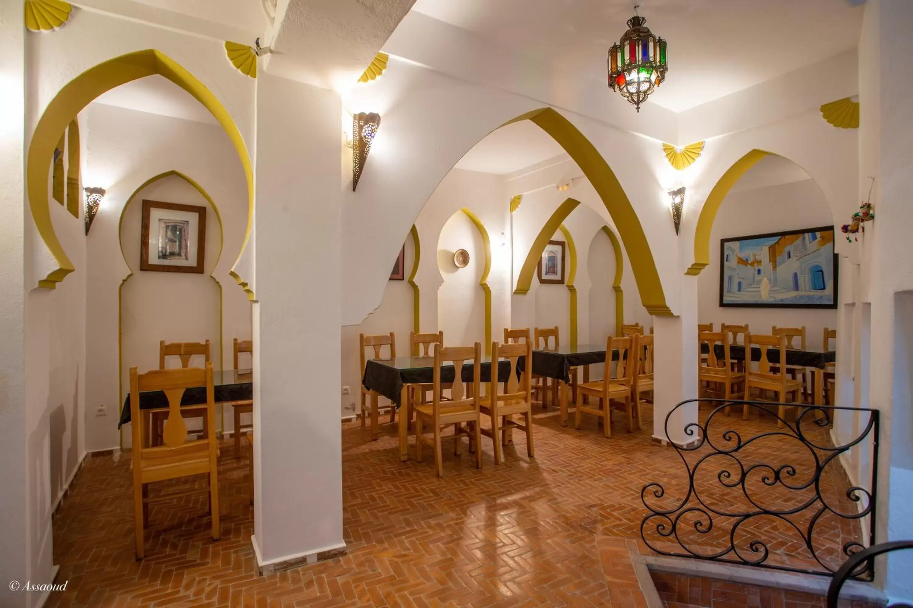 Restaurant/Places to Eat in Hotel Dar Mounir