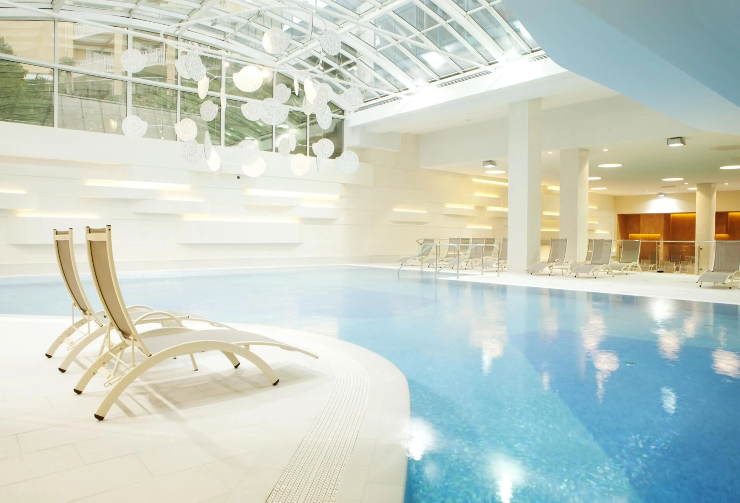 Swimming pool in Grand Hotel Portoroz 4* superior – Terme & Wellness LifeClass