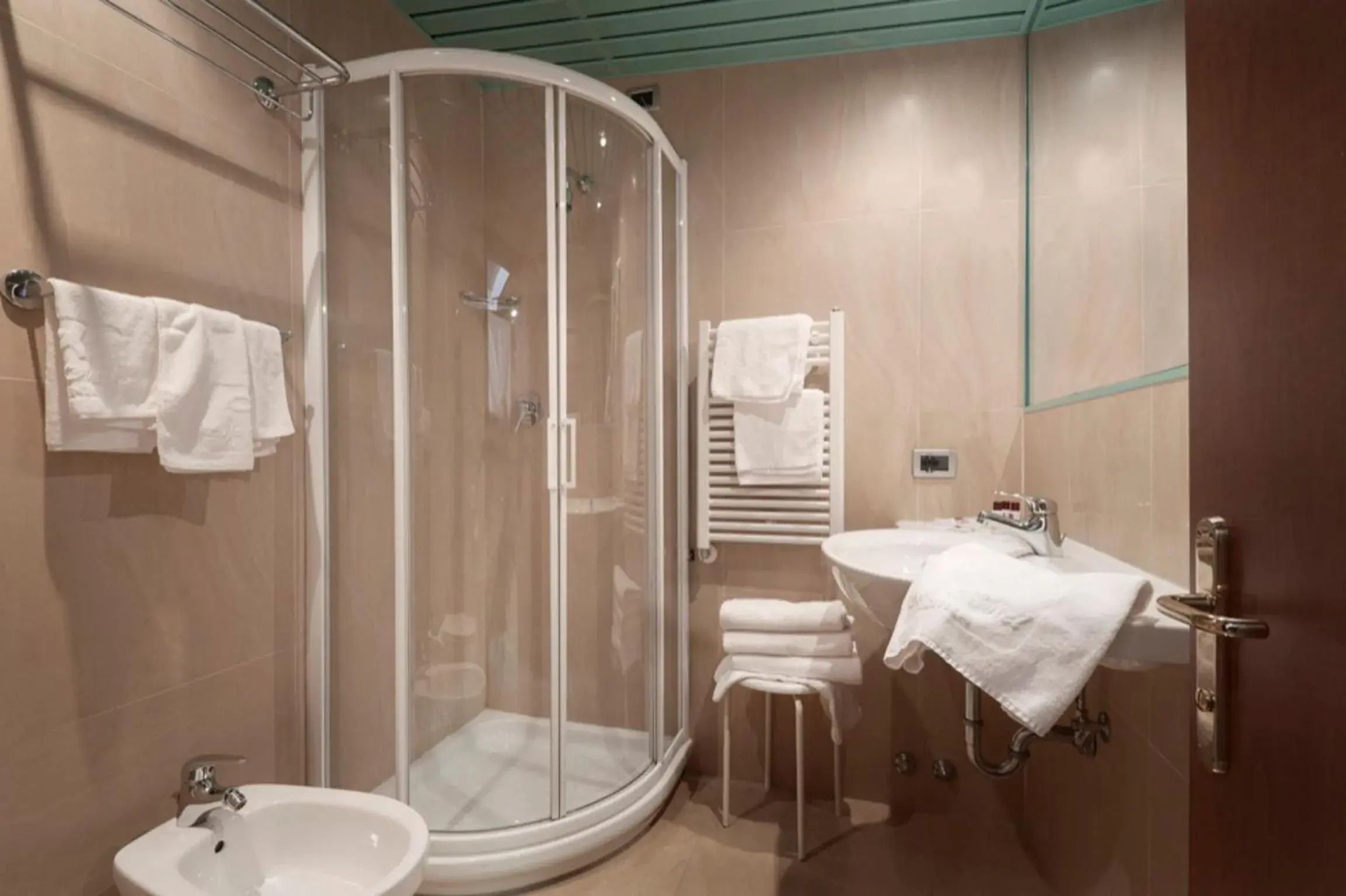 Shower, Bathroom in Alfa Fiera Hotel