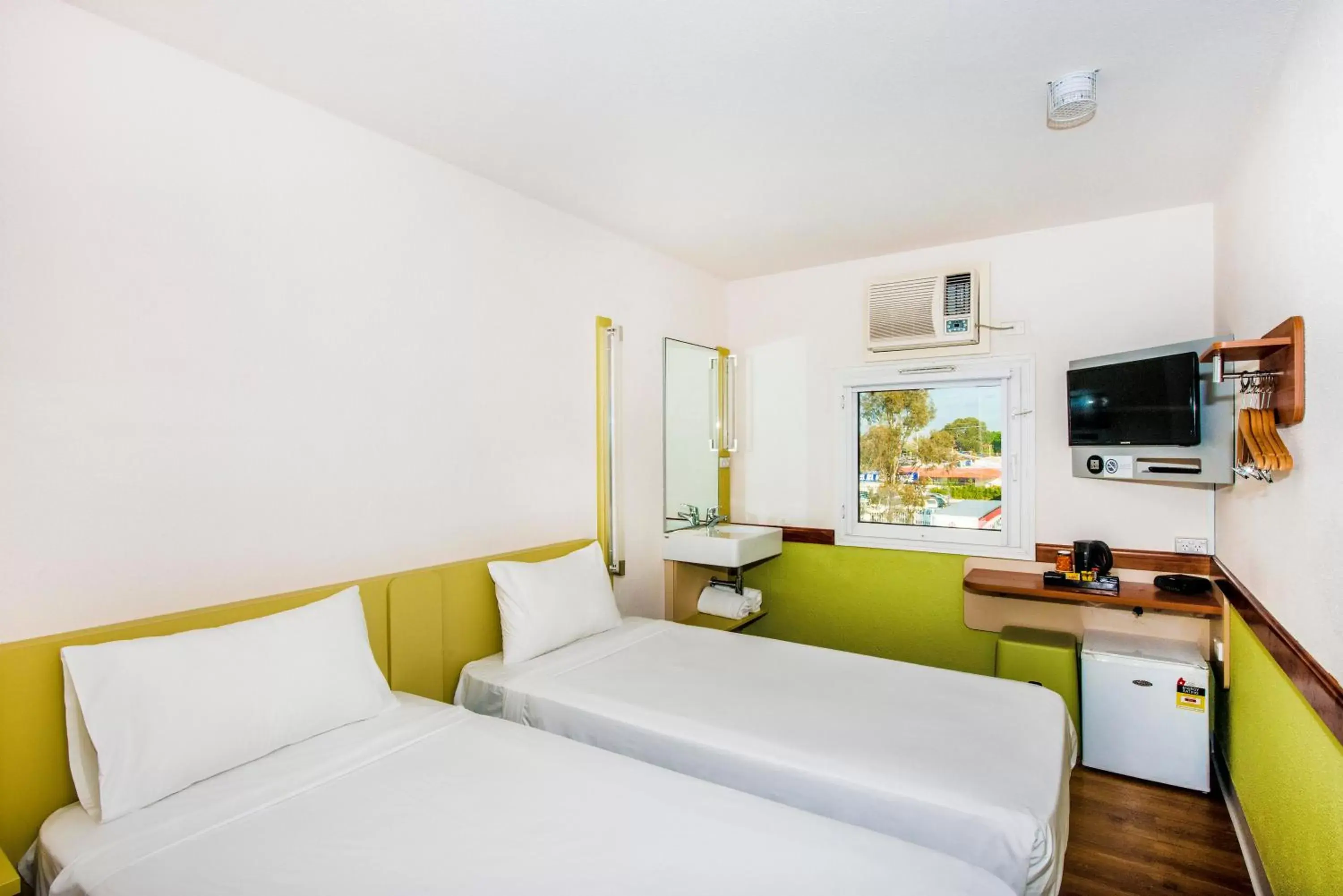 Bed in ibis Budget - Dandenong