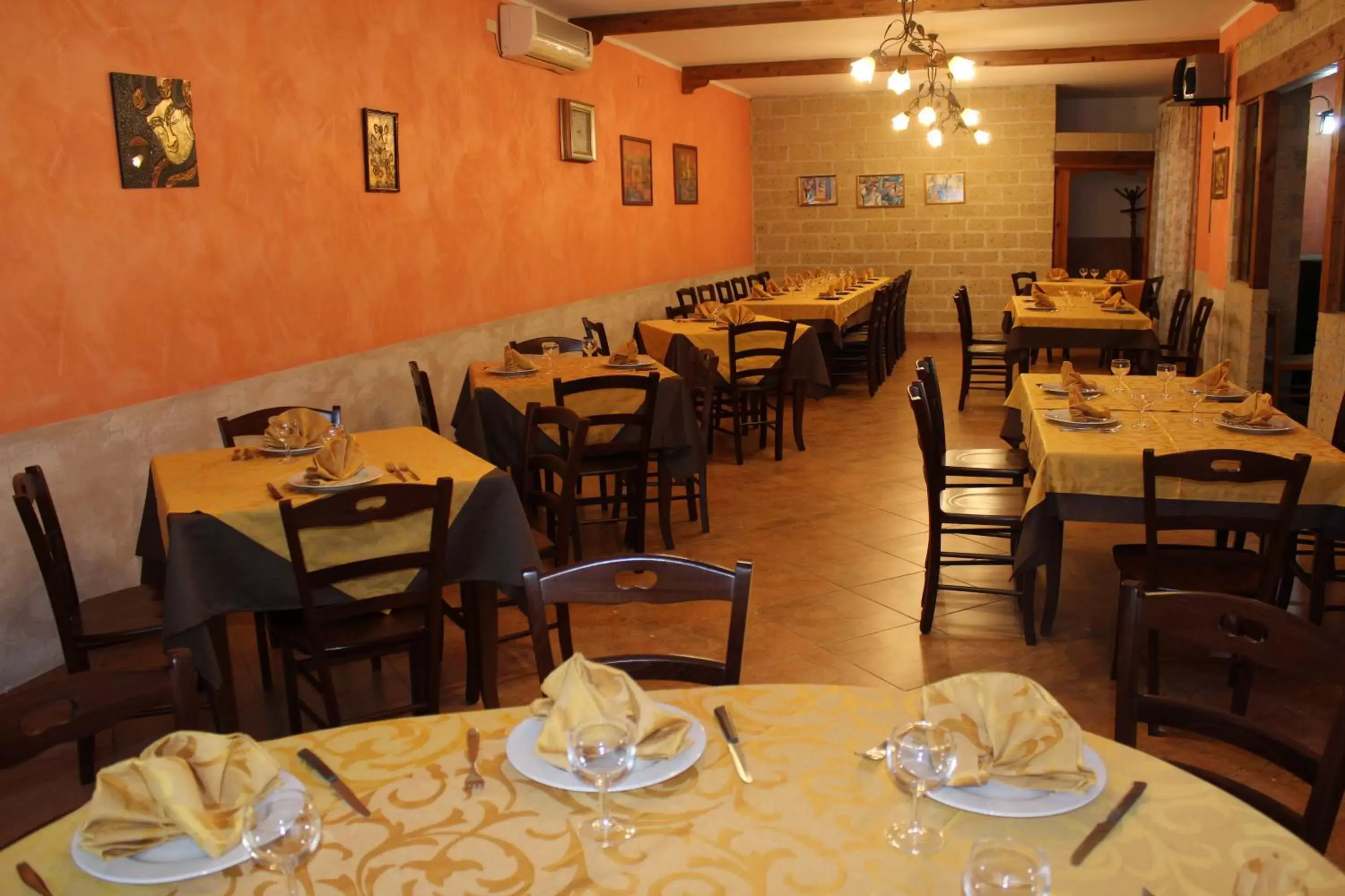 Restaurant/Places to Eat in B&B La Vigna