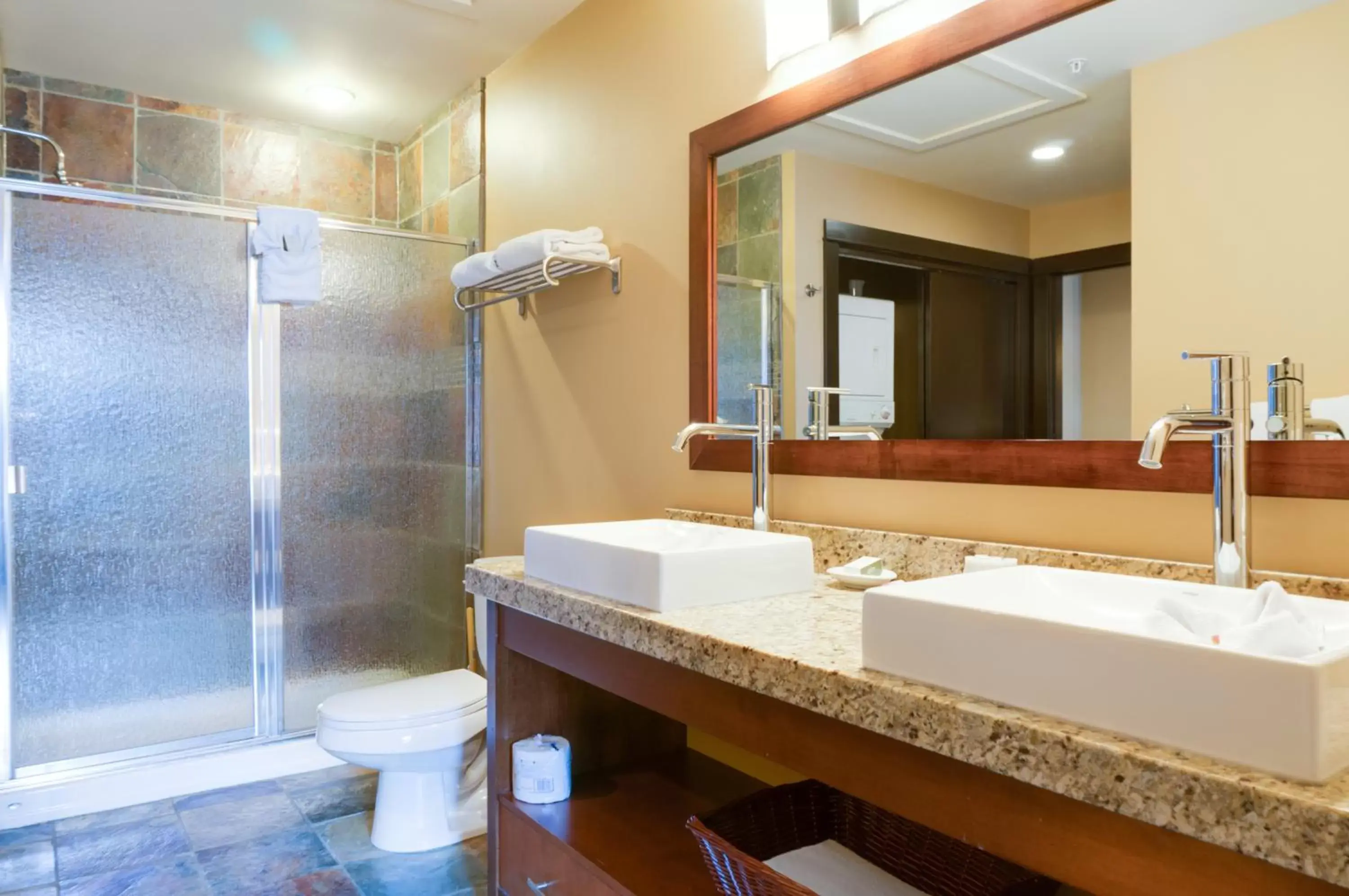 Bathroom in Silver Creek Lodge