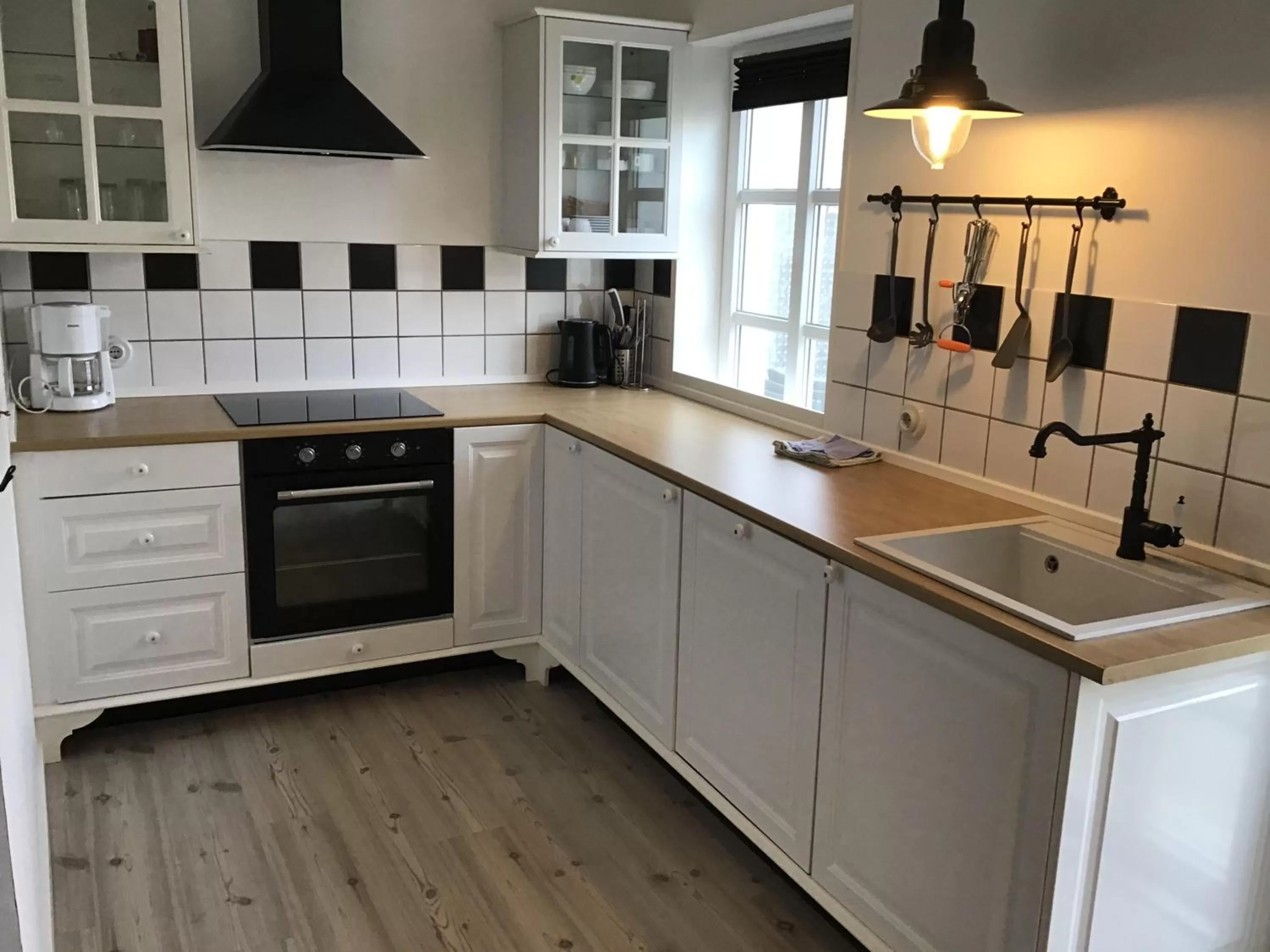 Kitchen or kitchenette in Løkken Badehotel Apartments