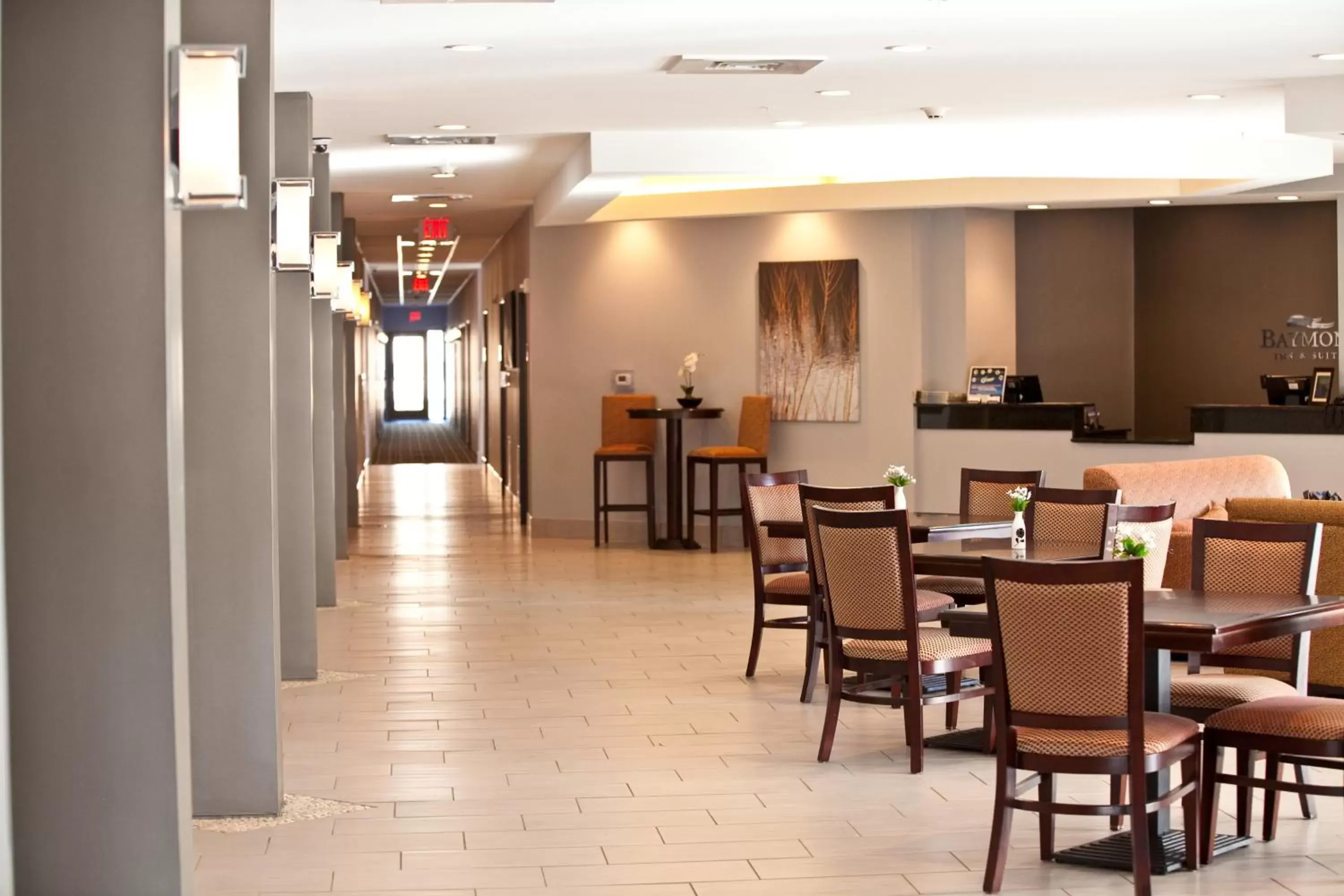 Lounge or bar, Restaurant/Places to Eat in Baymont by Wyndham Rapid City