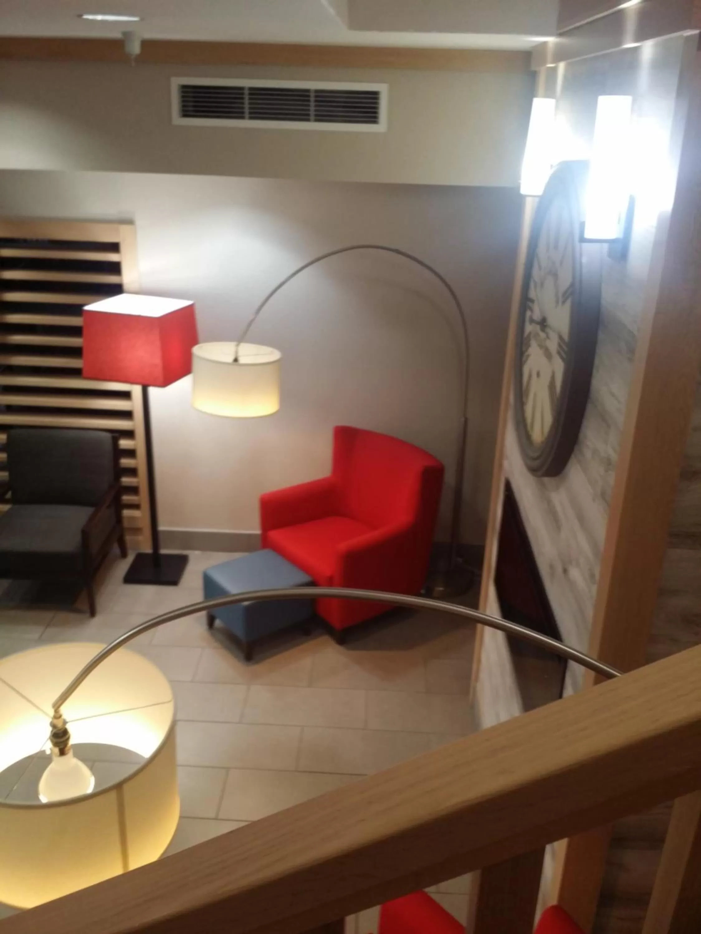 Lobby or reception in Garner Hotel Gillette South by IHG