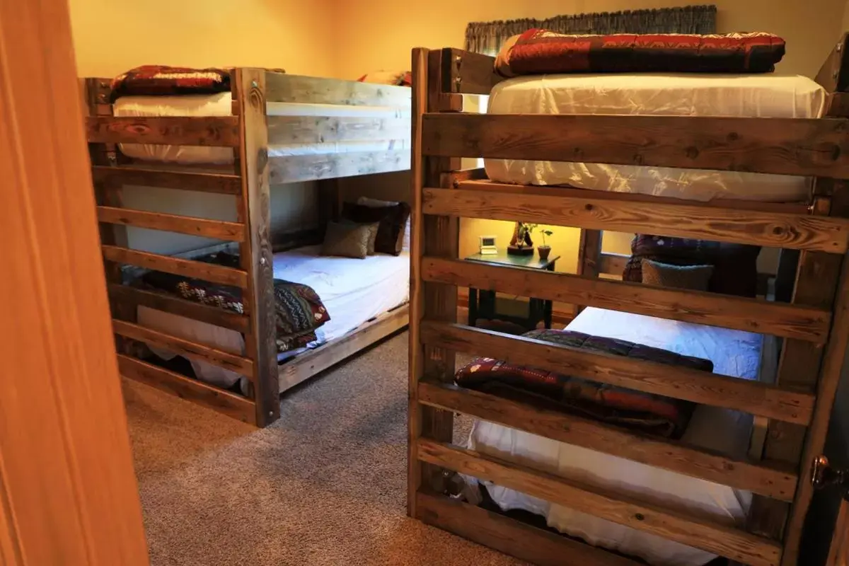 Bunk Bed in Zion Ponderosa Ranch Resort