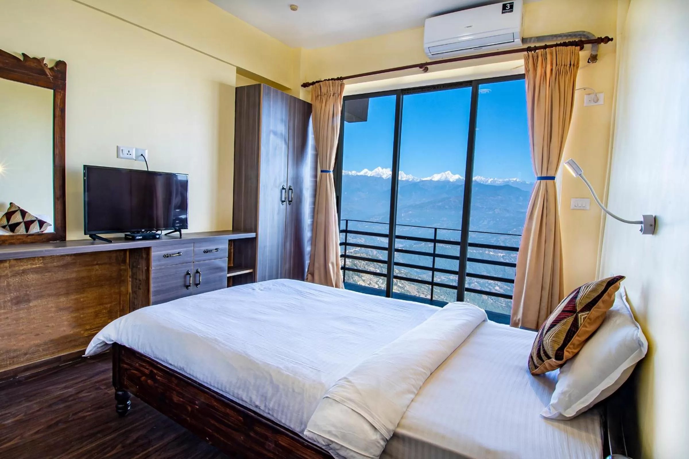 Photo of the whole room, Bed in Hotel Green Valley Nagarkot