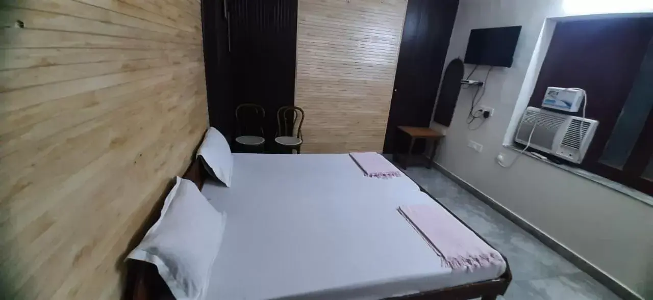 Bed in Gokul guest house Bed in Gokul guest house
