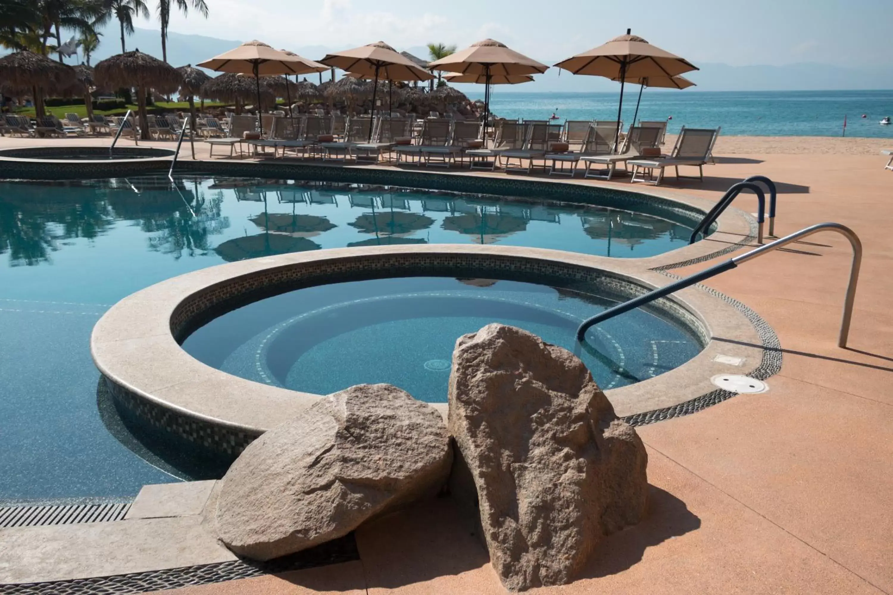 Swimming Pool in Villa del Palmar Beach Resort & Spa Puerto Vallarta