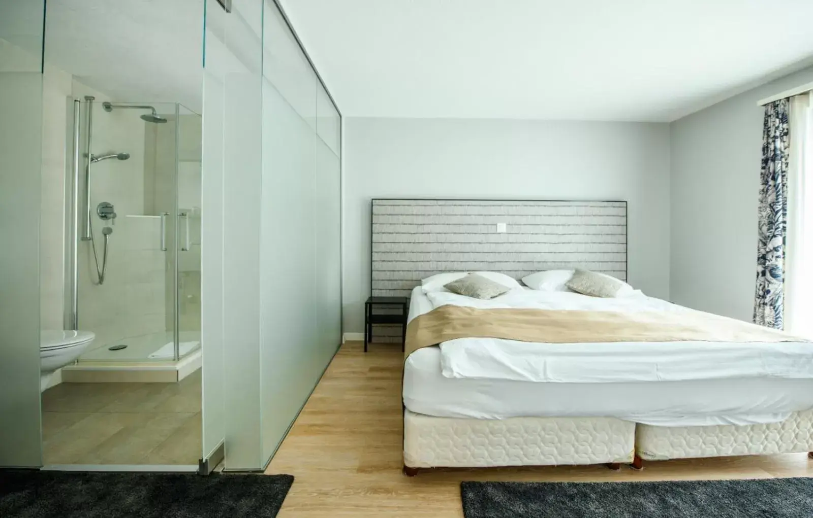 Bedroom, Bed in Hotel & Restaurant Rössli