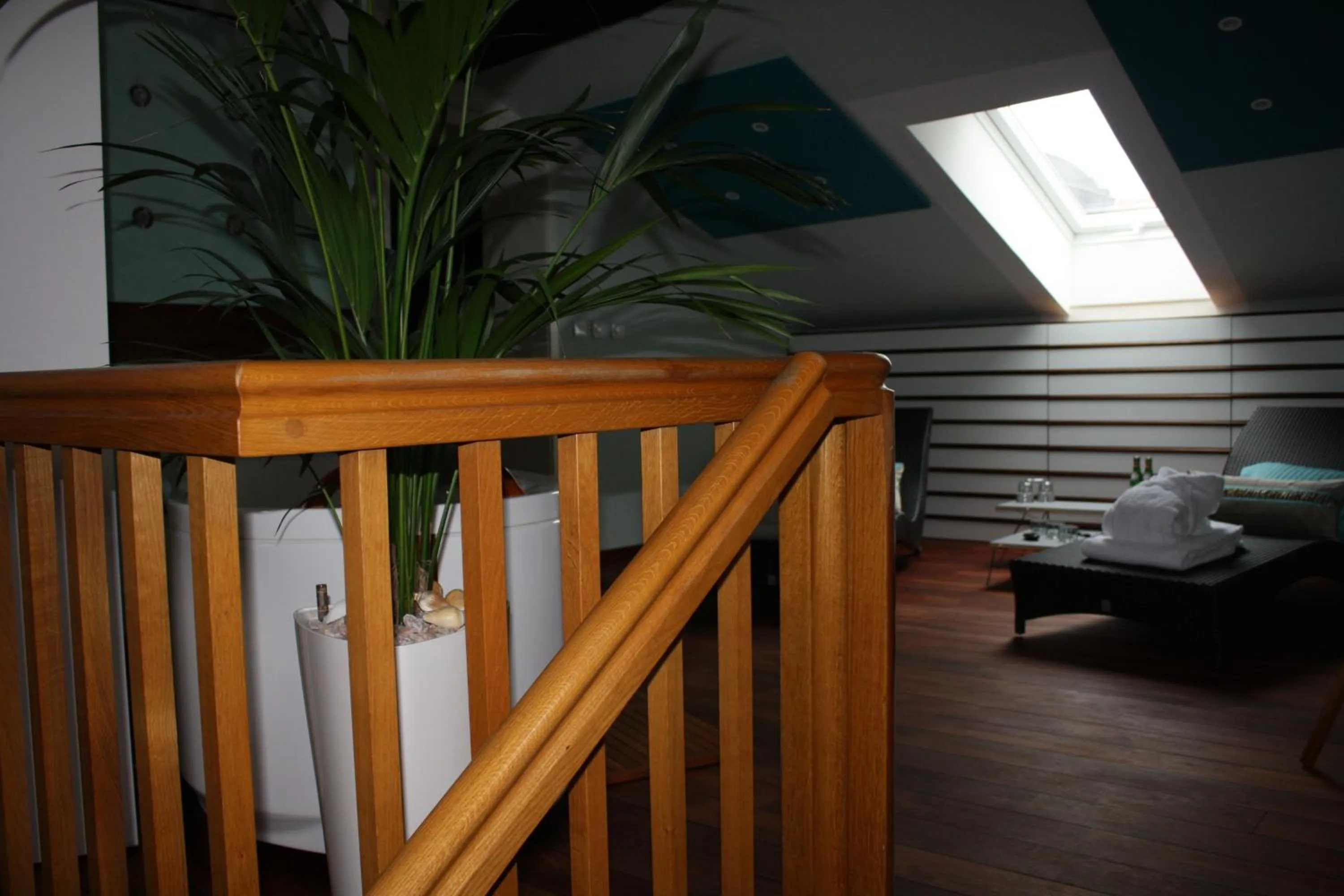 Photo of the whole room, Bed in Elements Hotel