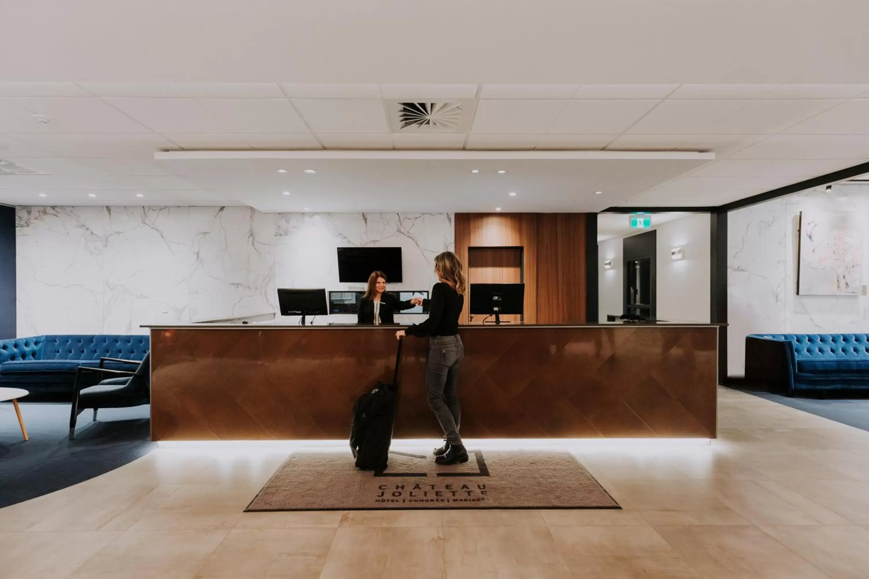 Lobby or reception in Hôtel Château Joliette