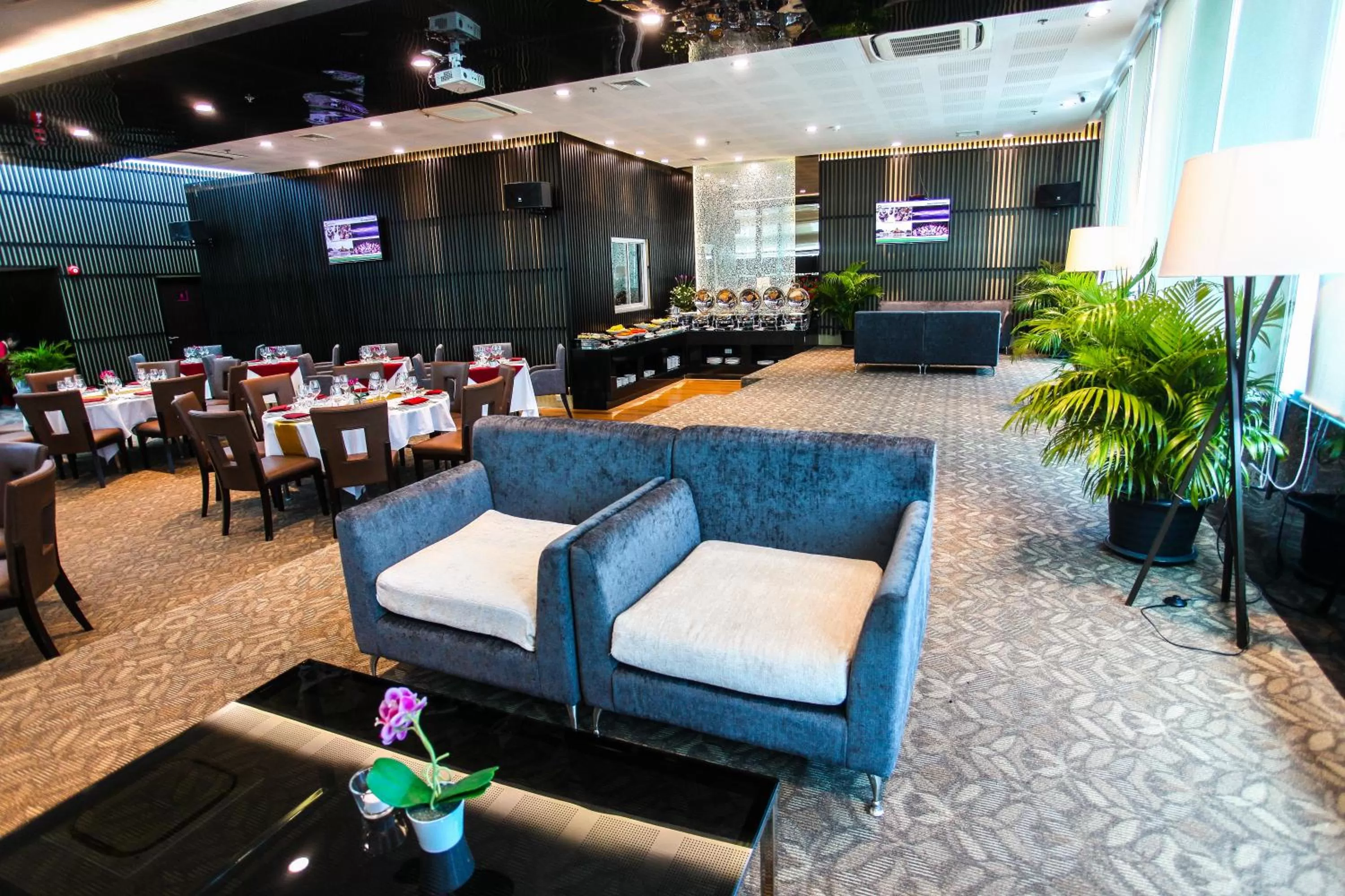 Lunch in Hotel Royal Bangkok