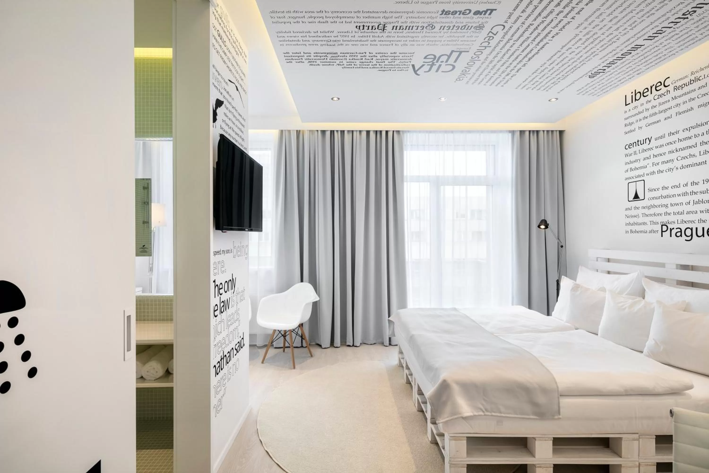 Bedroom, Bed in Pytloun Imperial Design Suites