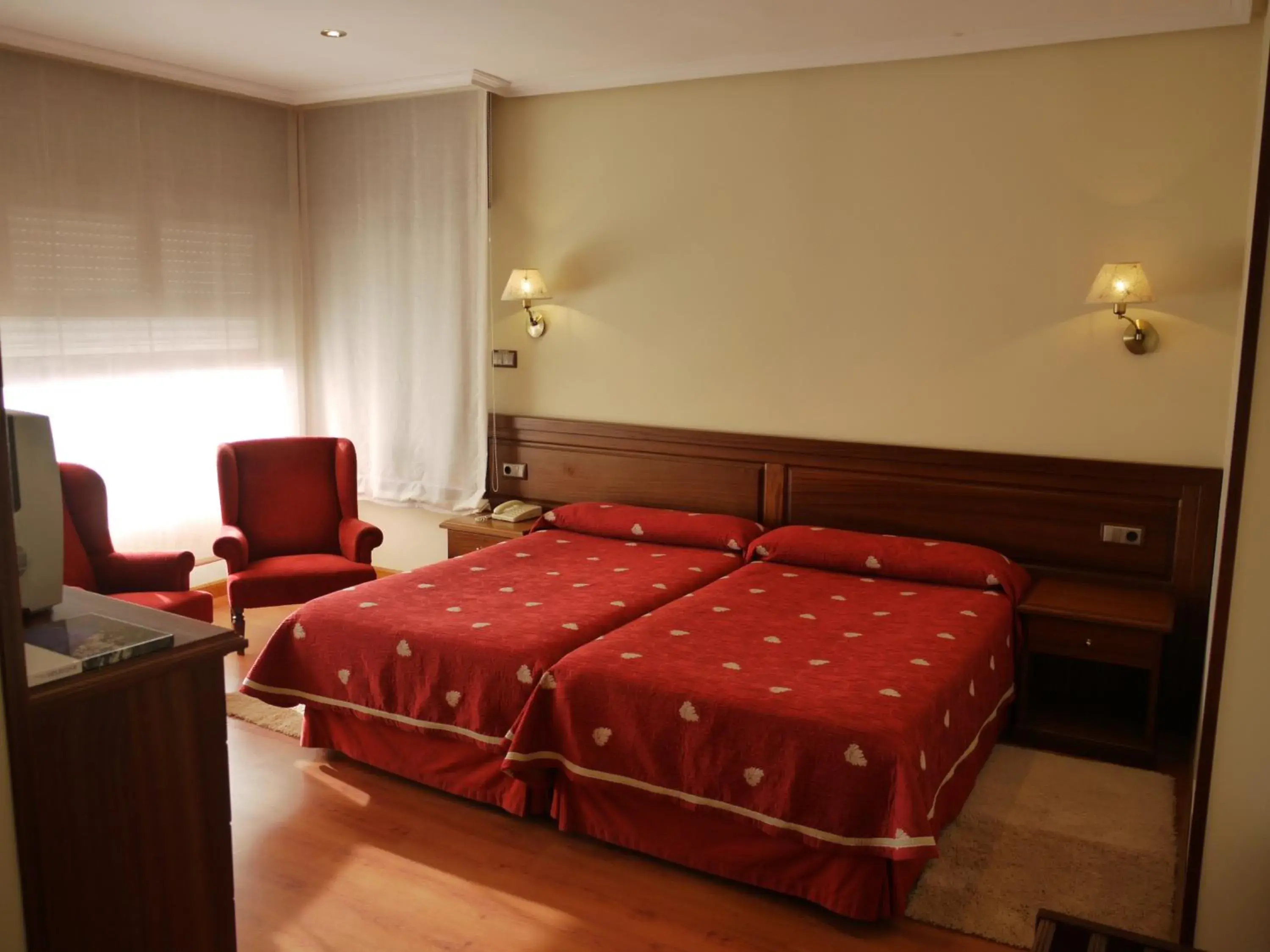 Photo of the whole room, Bed in Hotel Sablón