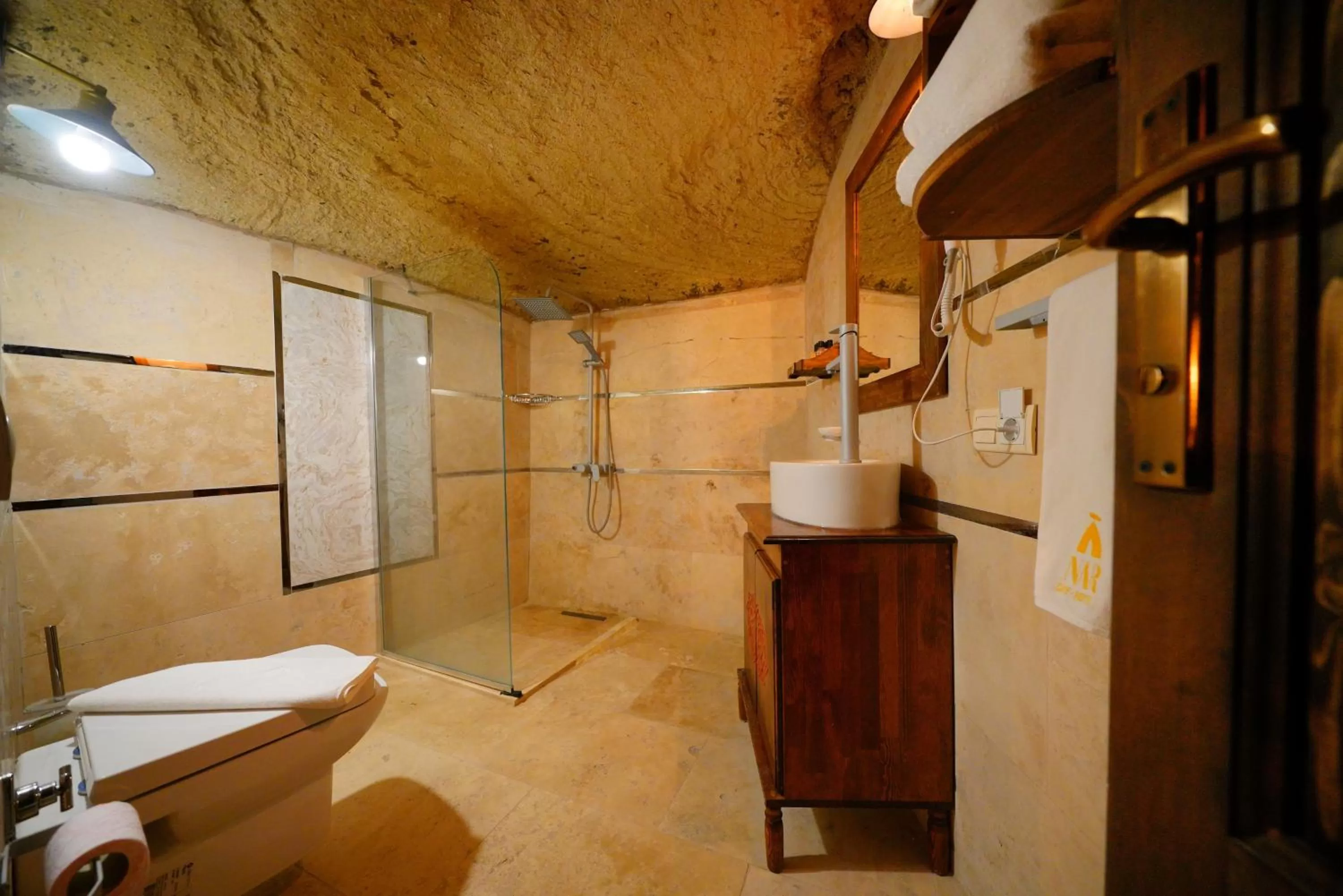 Bath in Cappadocia Nar Cave House & Swimming Pool