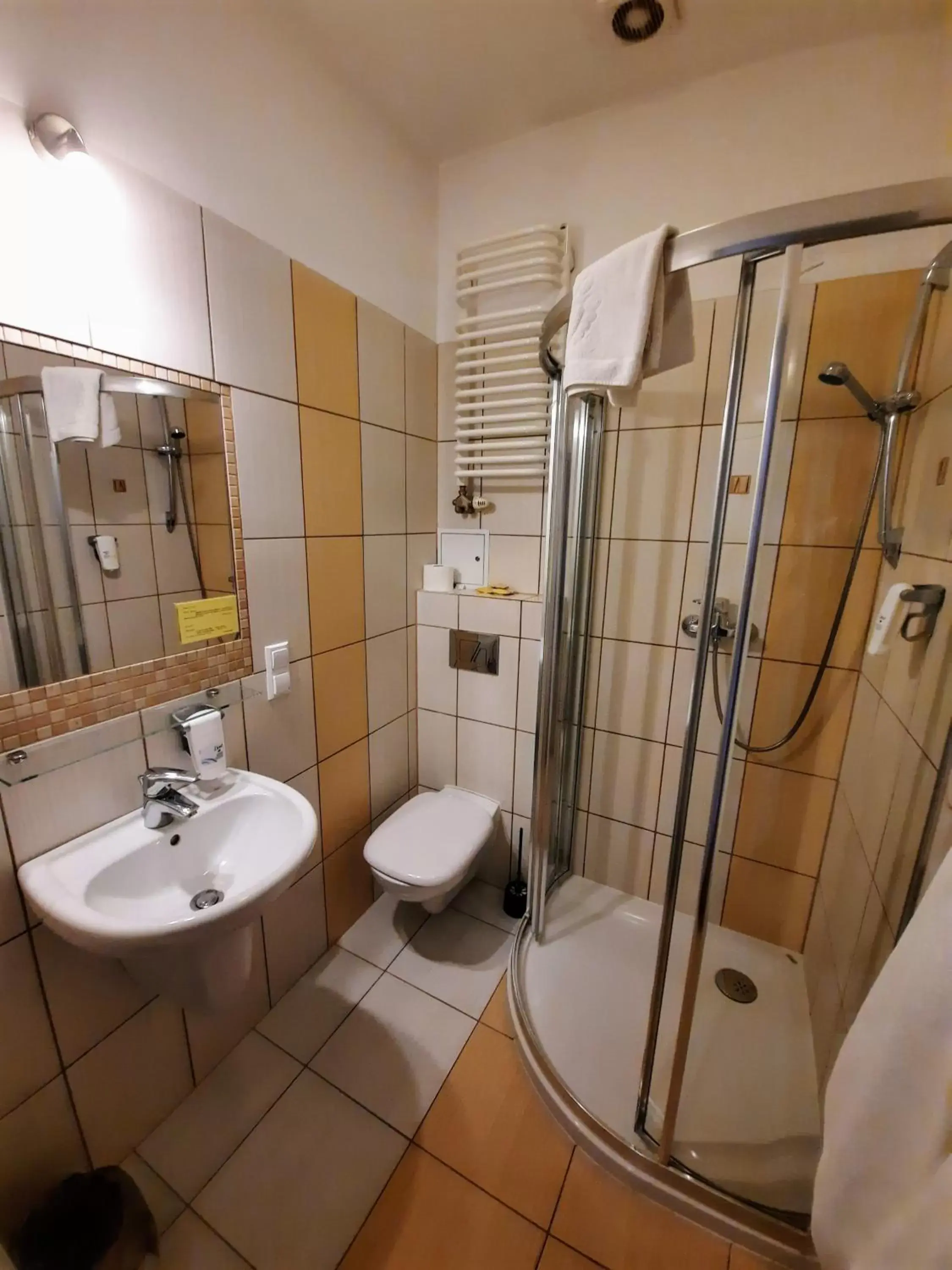 Bathroom in Aneks Hotelu Kazimierz