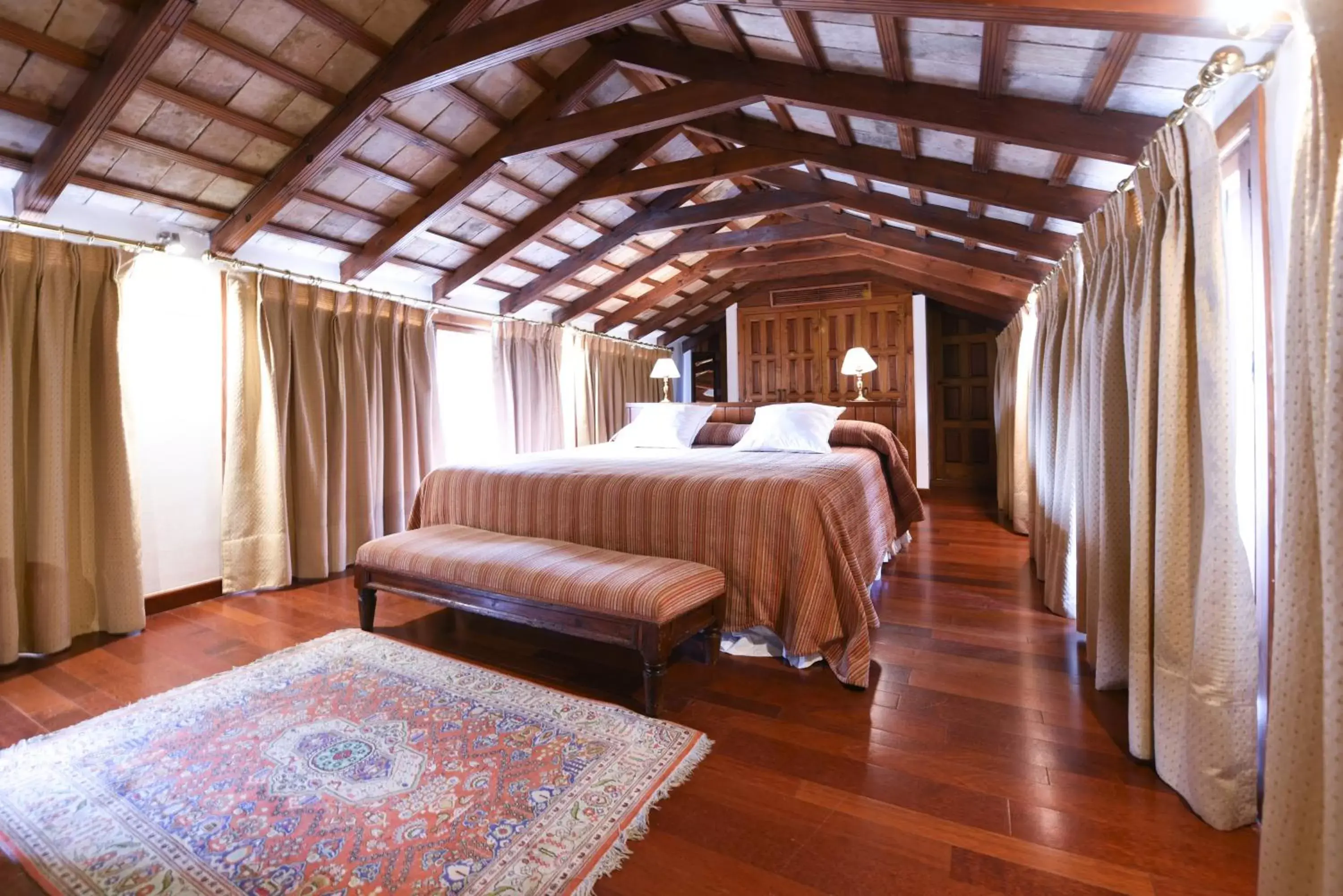 Bedroom, Bed in Hotel Las Casas de la Judería