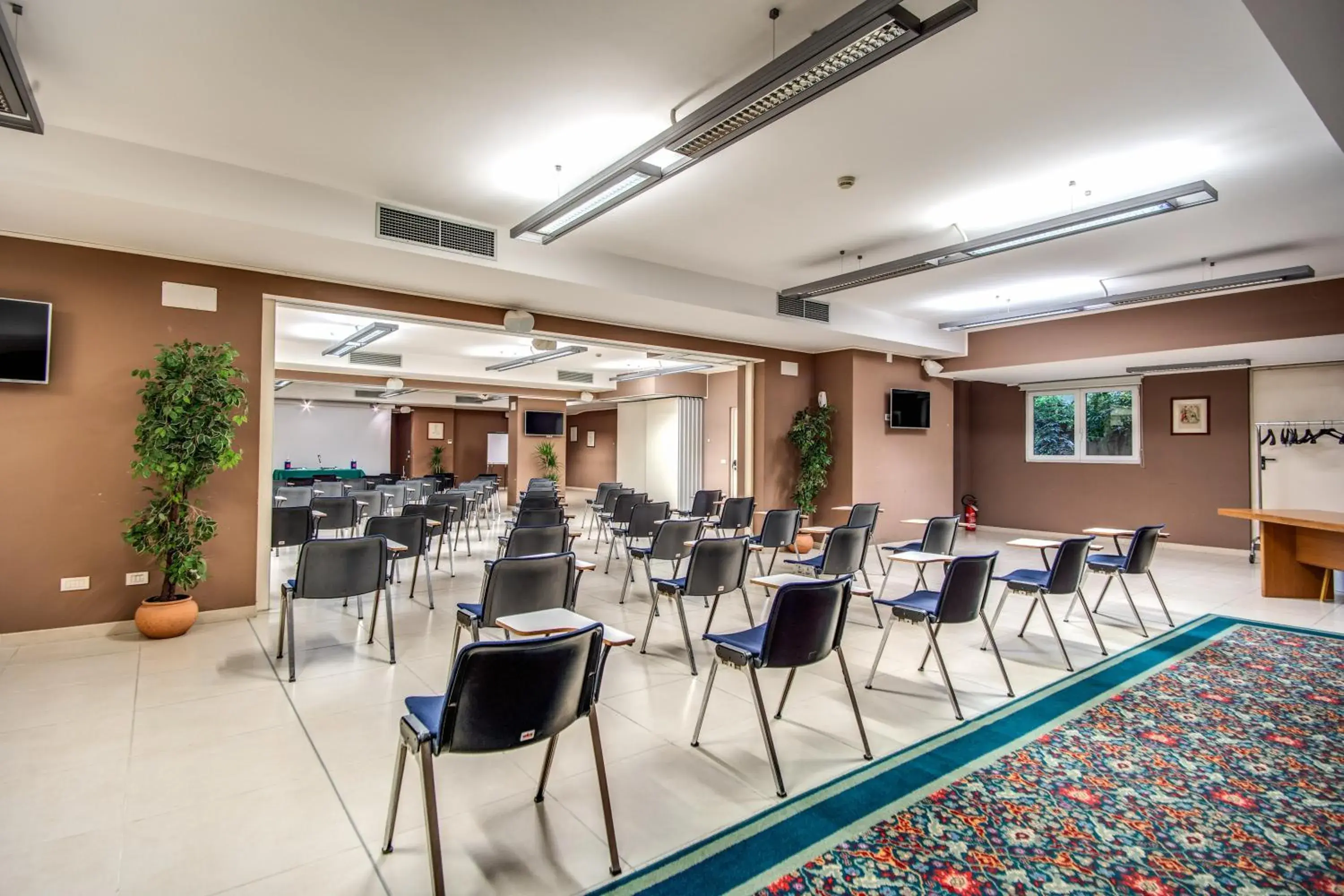 Meeting/conference room, Restaurant/Places to Eat in Hotel Della Rotonda