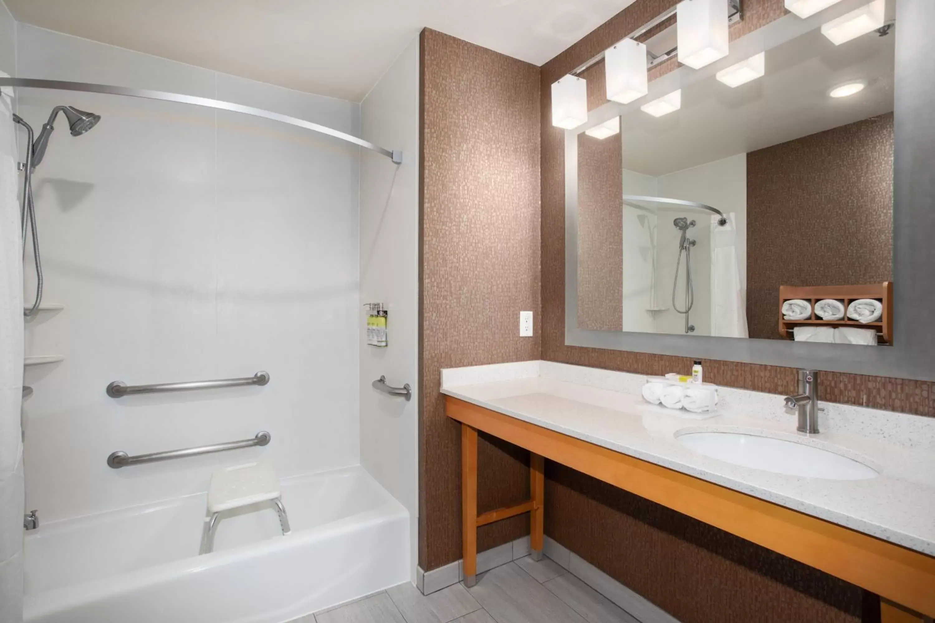 Photo of the whole room, Bathroom in Holiday Inn Express Monterey - Cannery Row, an IHG Hotel